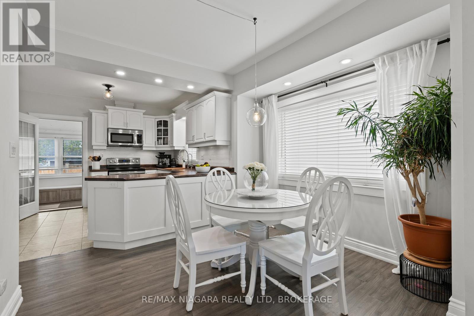 28 Chelsea Street, St. Catharines, Ontario  L2P 3B8 - Photo 13 - X12454286