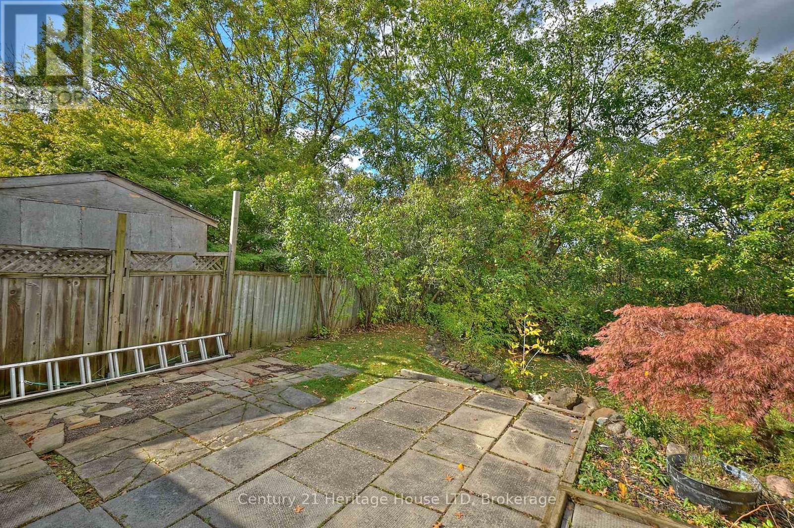 70 Dodds Court, Fort Erie, Ontario  L2A 5Z2 - Photo 24 - X12454287