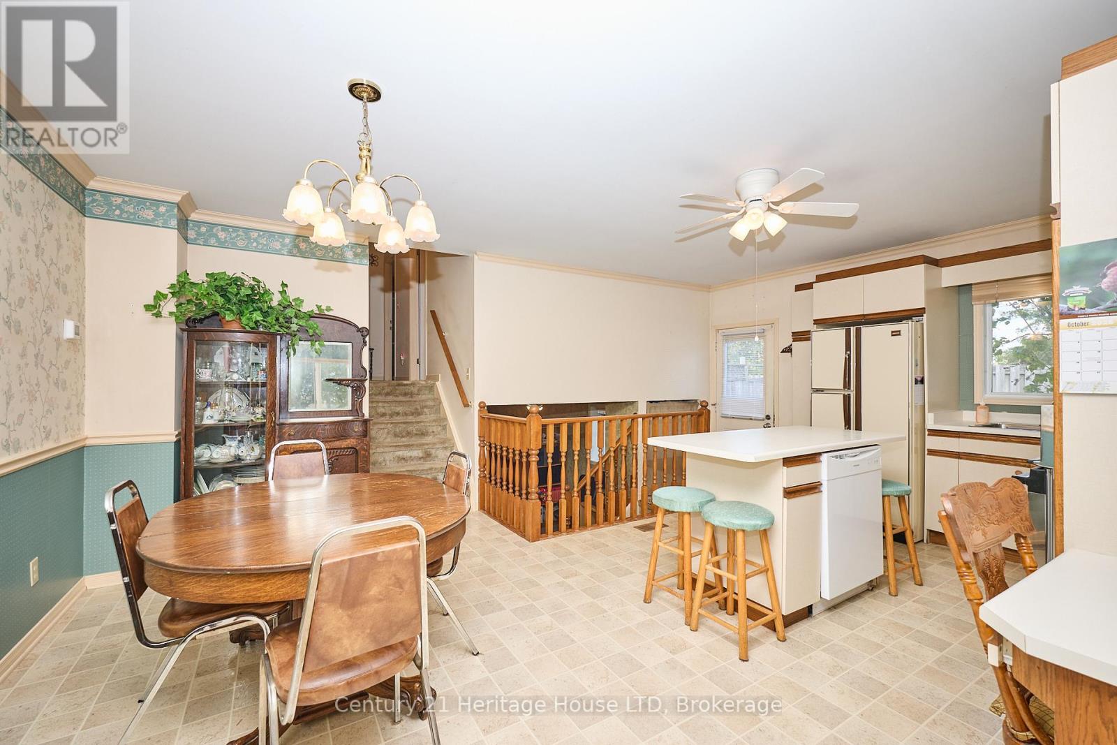 70 Dodds Court, Fort Erie, Ontario  L2A 5Z2 - Photo 6 - X12454287
