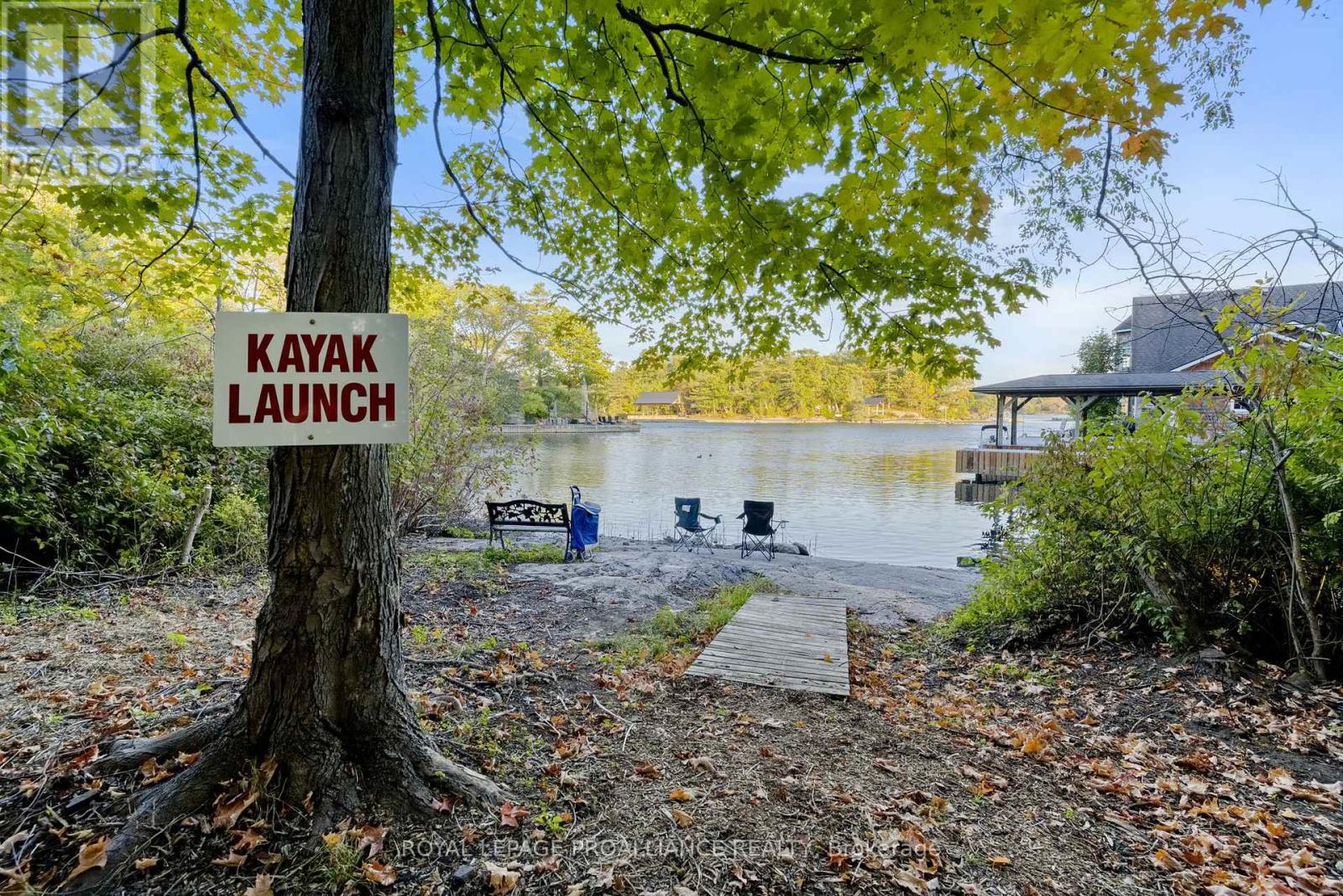 35 Country Club Place, Brockville, Ontario  K6V 6T6 - Photo 7 - X12454236