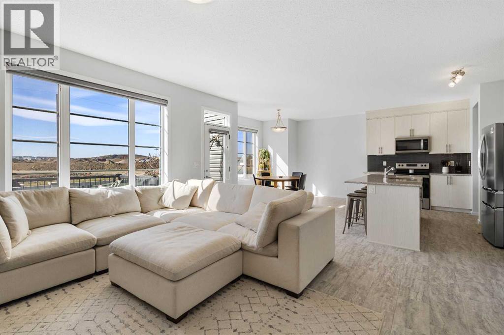 124 Carringham Way Nw, Calgary, Alberta  T3P 1V2 - Photo 6 - A2262475