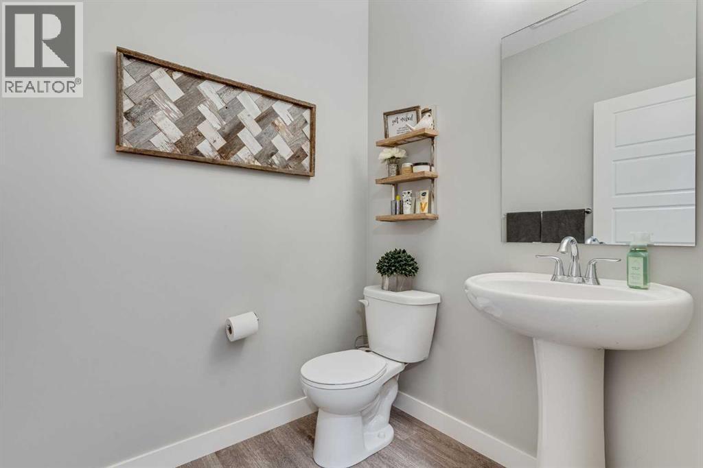 141 Williamstown Park Nw, Airdrie, Alberta  T4B 3Y8 - Photo 14 - A2263414