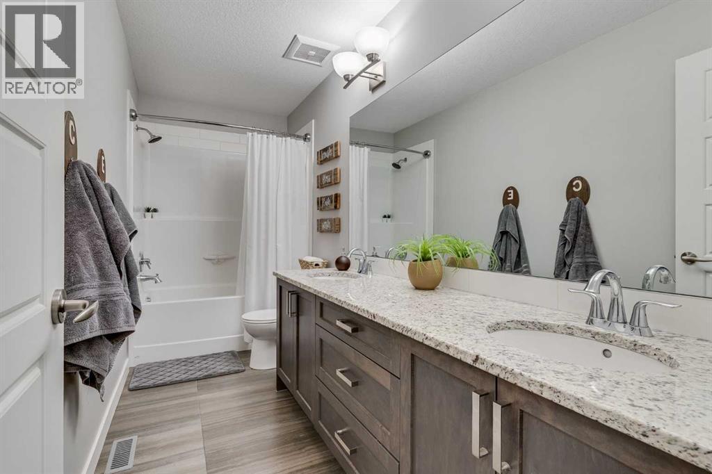 141 Williamstown Park Nw, Airdrie, Alberta  T4B 3Y8 - Photo 25 - A2263414