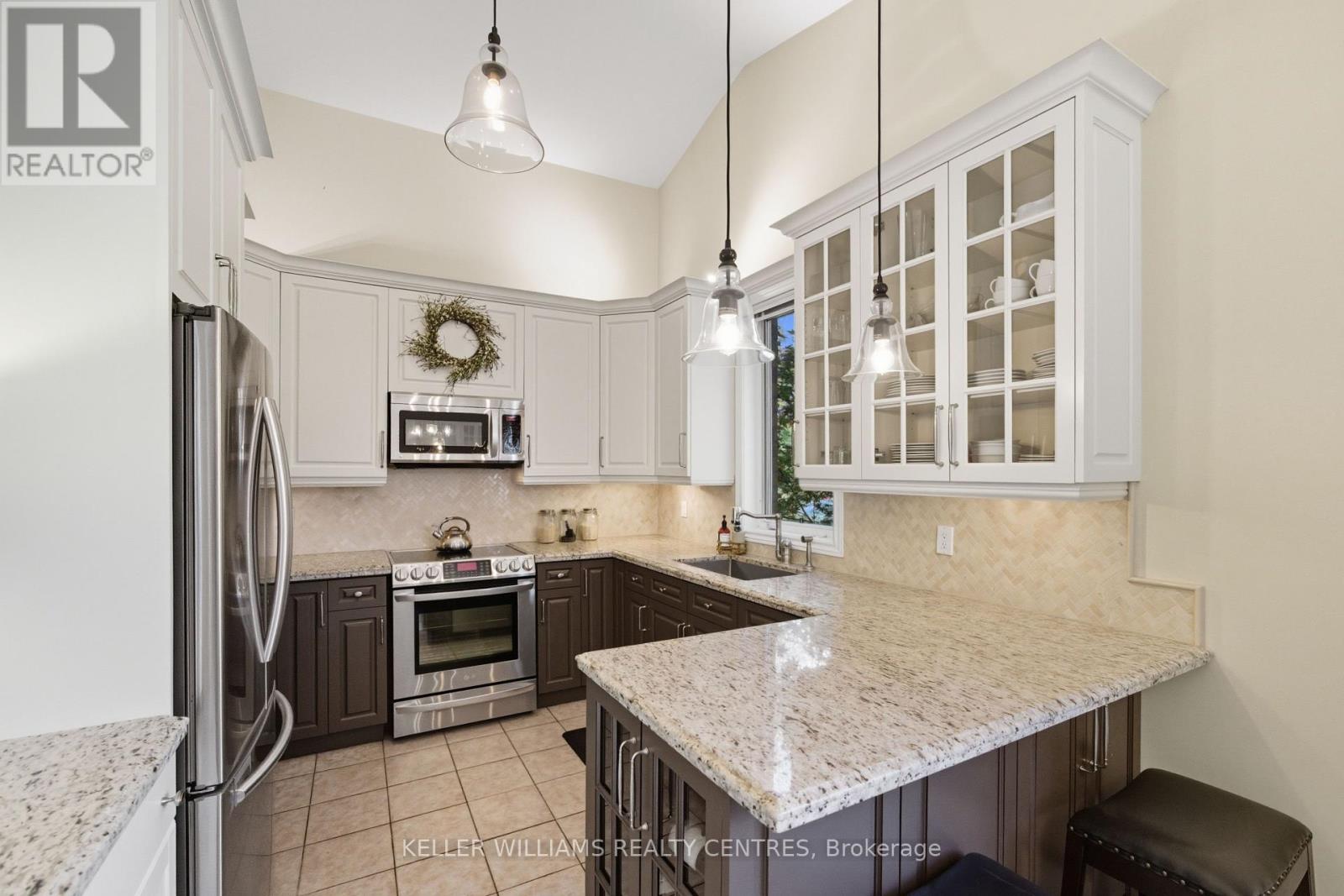 20173 Bathurst Street, East Gwillimbury (Holland Landing), Ontario  L9N 1N3 - Photo 10 - N12454120