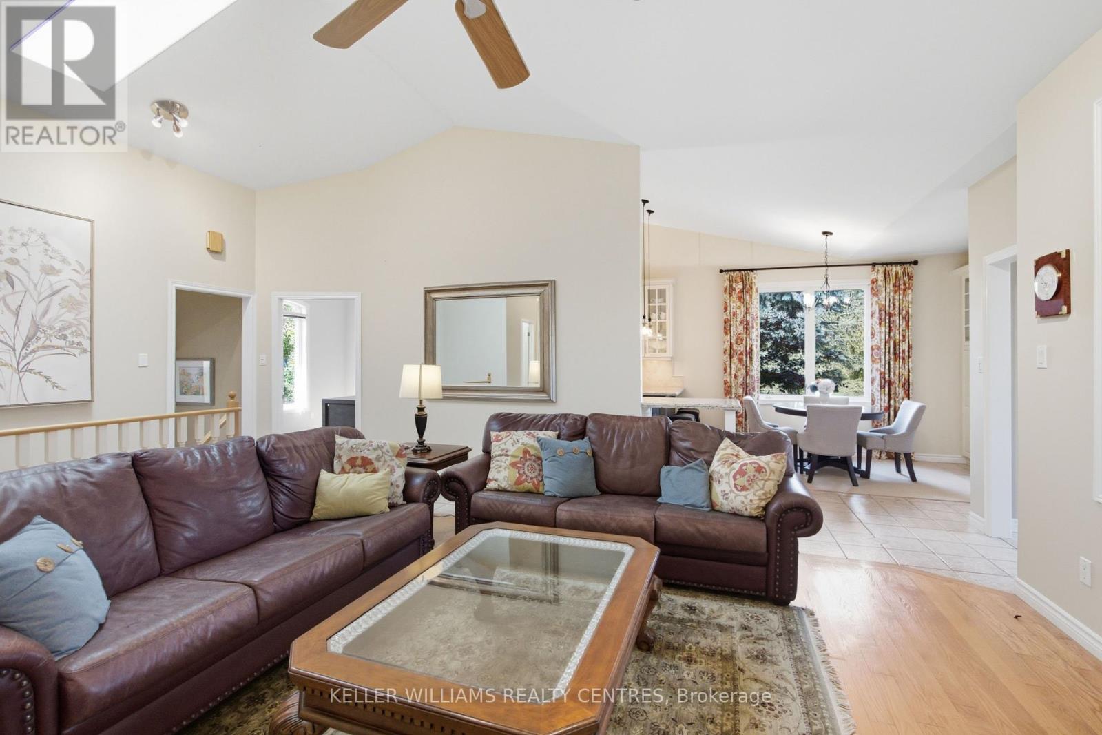 20173 Bathurst Street, East Gwillimbury (Holland Landing), Ontario  L9N 1N3 - Photo 8 - N12454120