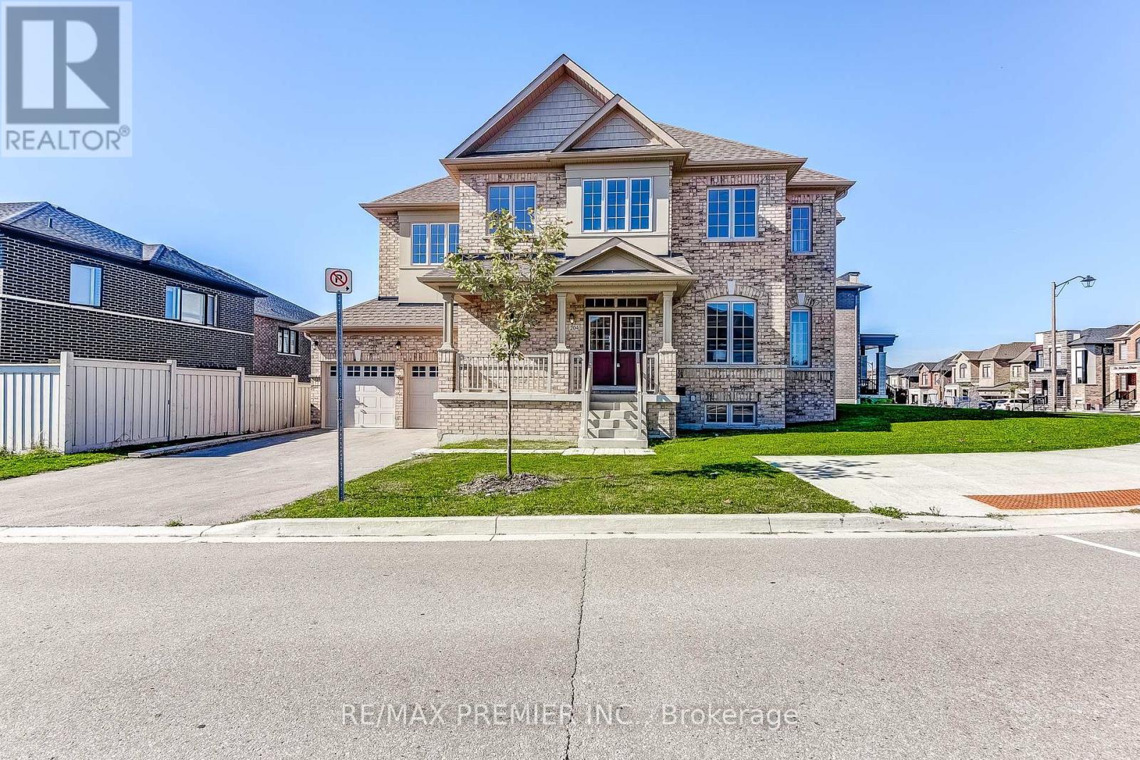 204 SUNNYRIDGE AVENUE, Whitchurch-Stouffville, Ontario