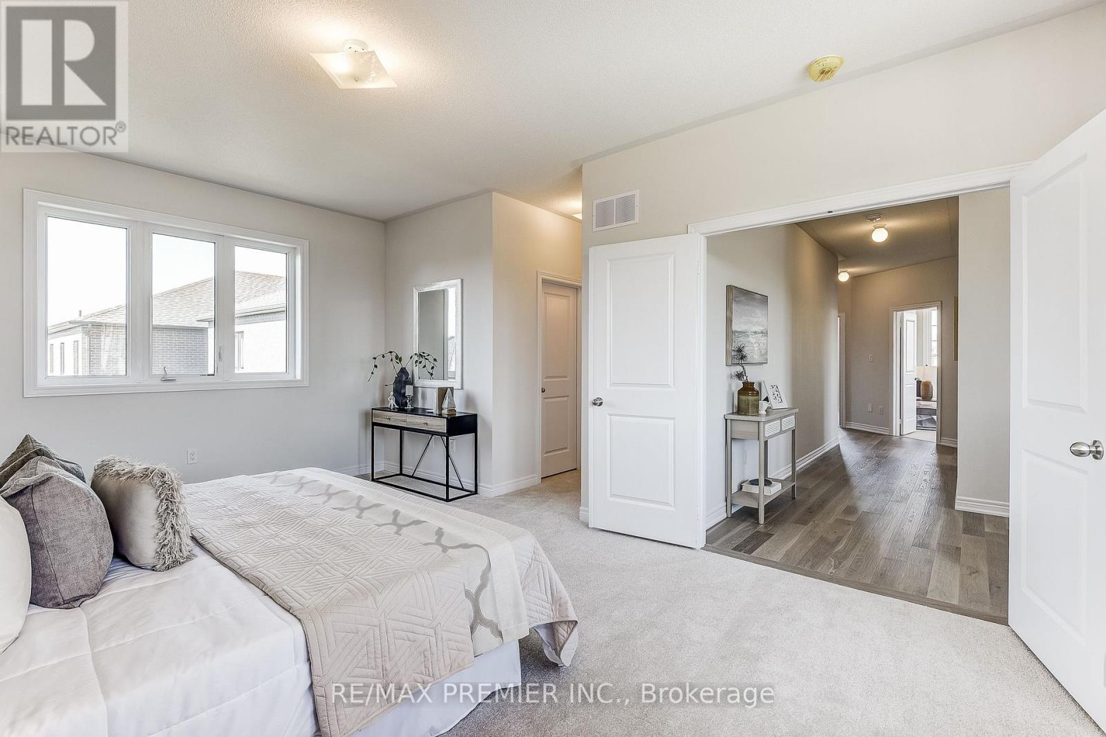 204 Sunnyridge Avenue, Whitchurch-Stouffville (Stouffville), Ontario  L4A 4W3 - Photo 29 - N12454142