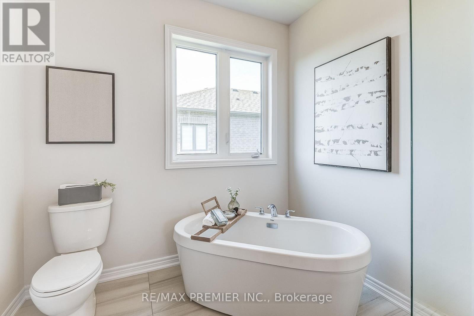 204 Sunnyridge Avenue, Whitchurch-Stouffville (Stouffville), Ontario  L4A 4W3 - Photo 31 - N12454142
