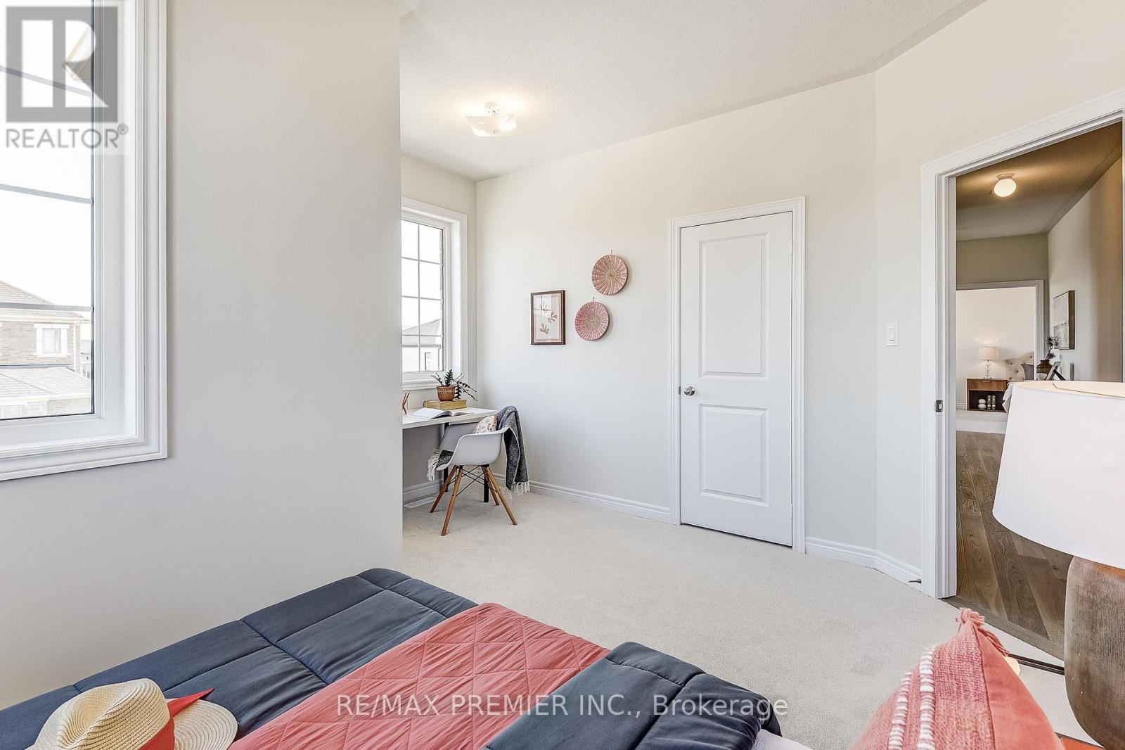 204 Sunnyridge Avenue, Whitchurch-Stouffville (Stouffville), Ontario  L4A 4W3 - Photo 37 - N12454142