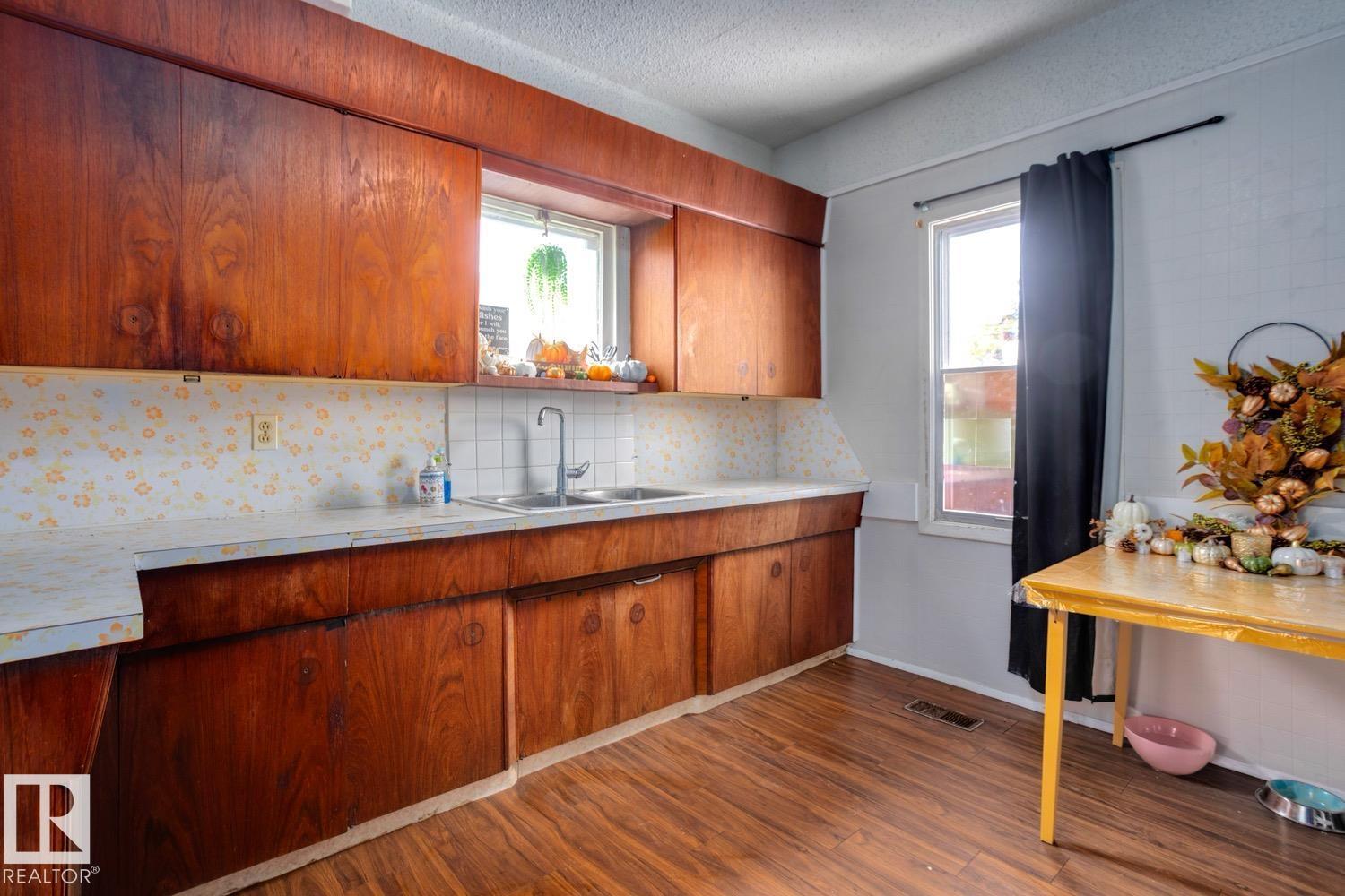 12116 48 St Nw, Edmonton, Alberta  T5W 2Z2 - Photo 9 - E4461465