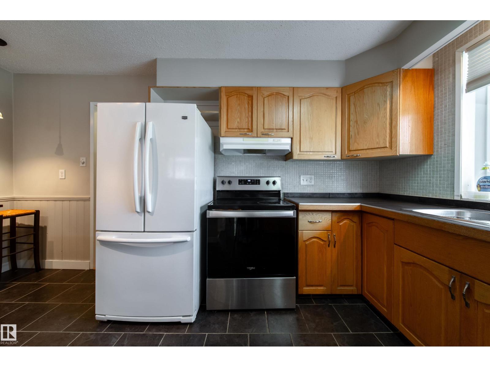 7135 87 St Nw, Edmonton, Alberta  T6C 3G1 - Photo 13 - E4461466