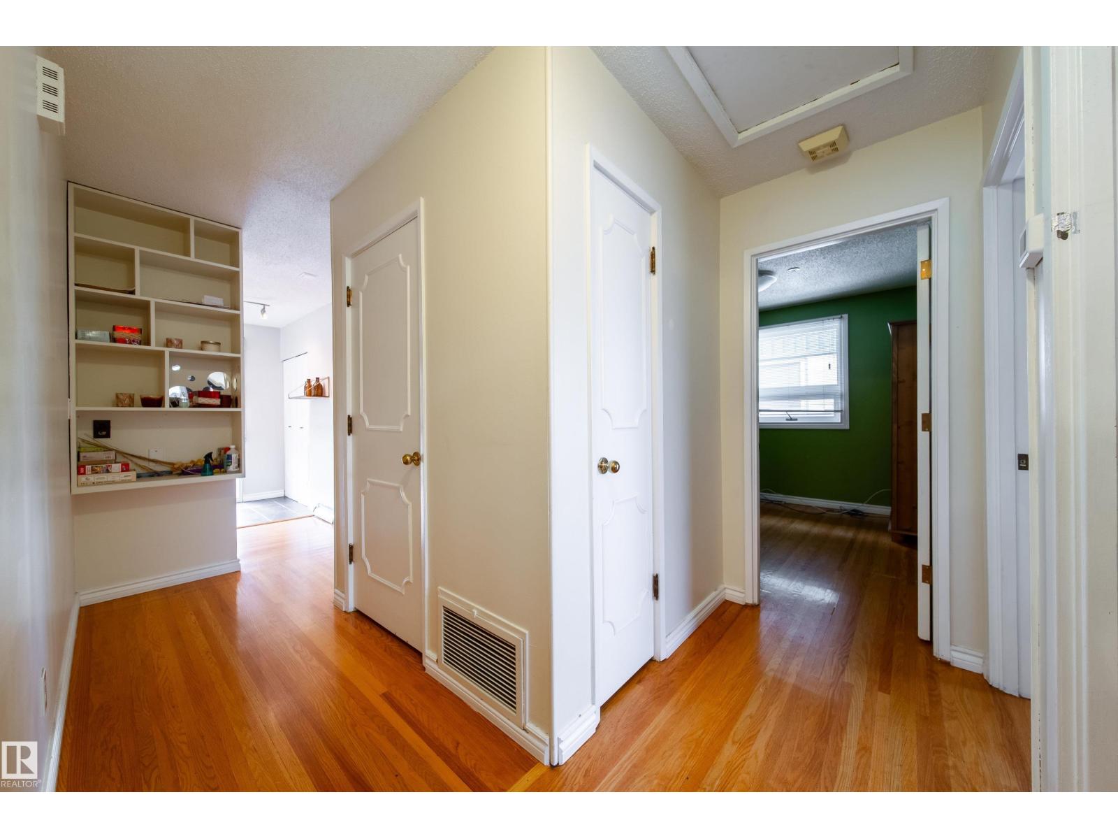 7135 87 St Nw, Edmonton, Alberta  T6C 3G1 - Photo 18 - E4461466