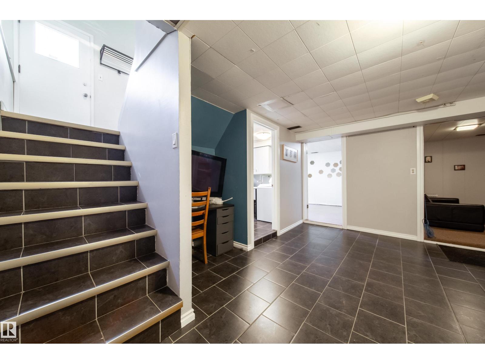 7135 87 St Nw, Edmonton, Alberta  T6C 3G1 - Photo 27 - E4461466