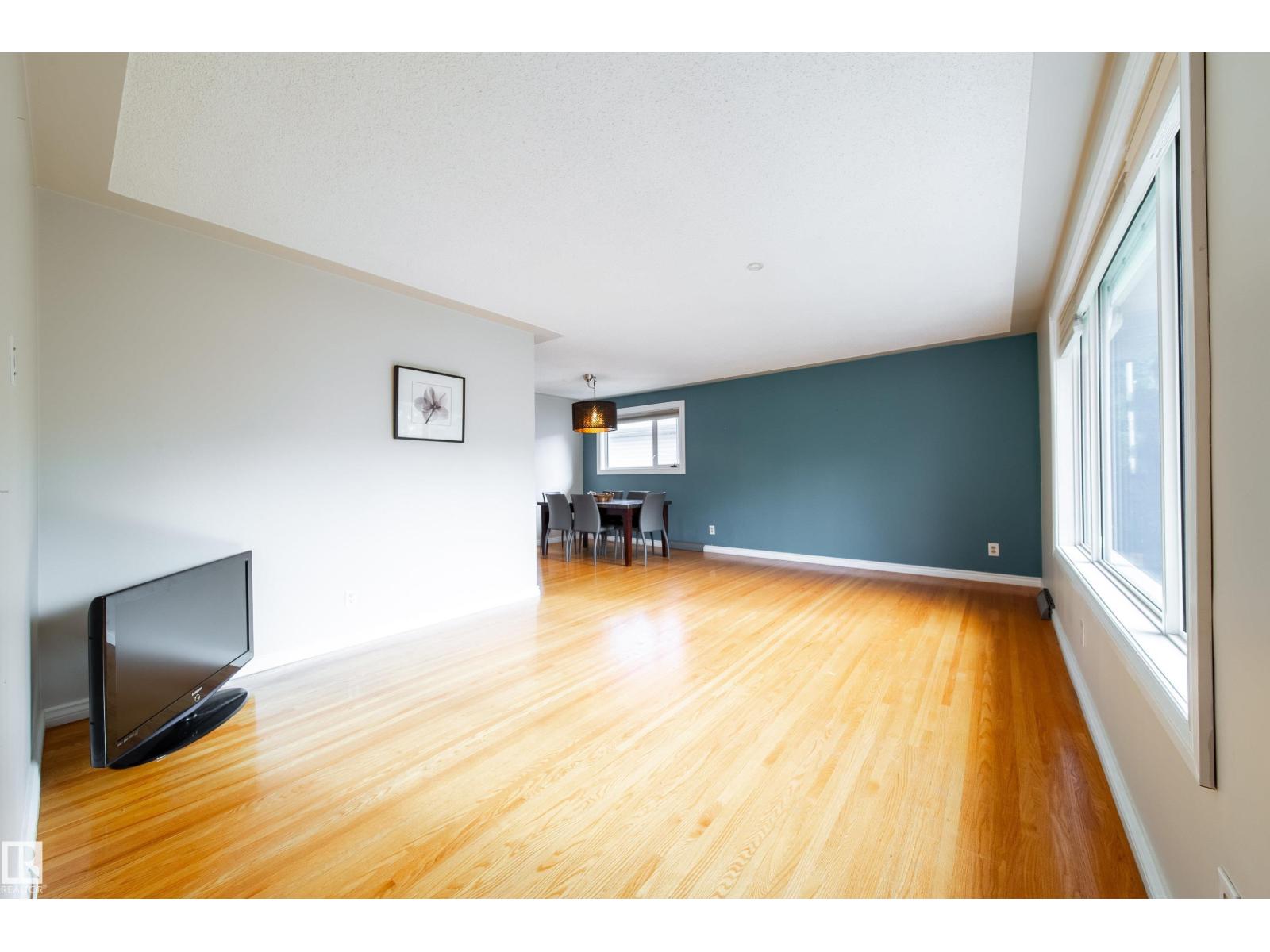 7135 87 St Nw, Edmonton, Alberta  T6C 3G1 - Photo 4 - E4461466