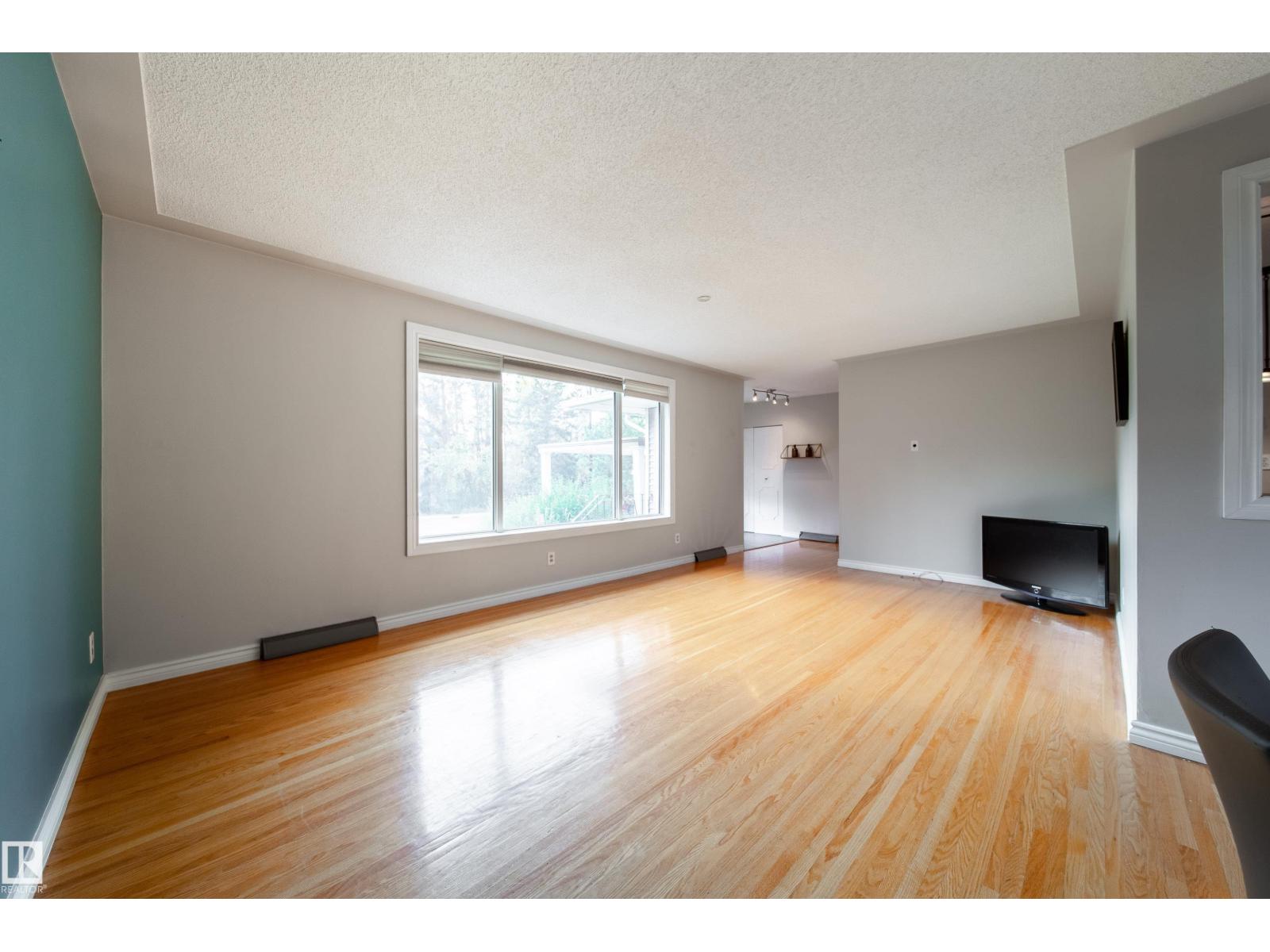 7135 87 St Nw, Edmonton, Alberta  T6C 3G1 - Photo 6 - E4461466