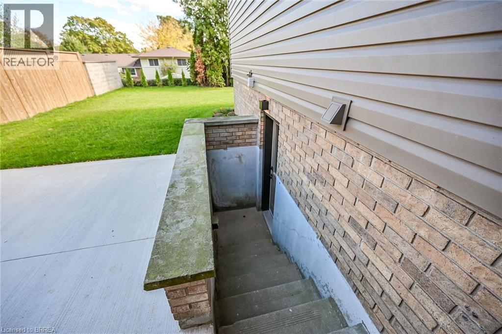 19 Wildflower Lane, Brantford, Ontario  N3R 6B3 - Photo 32 - 40774861