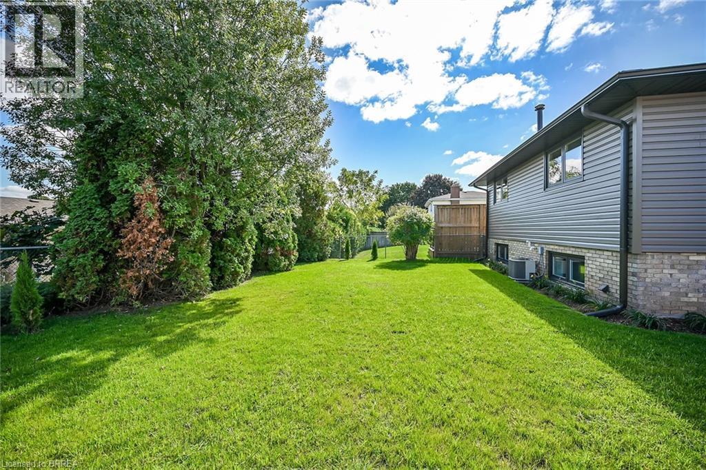 19 Wildflower Lane, Brantford, Ontario  N3R 6B3 - Photo 34 - 40774861