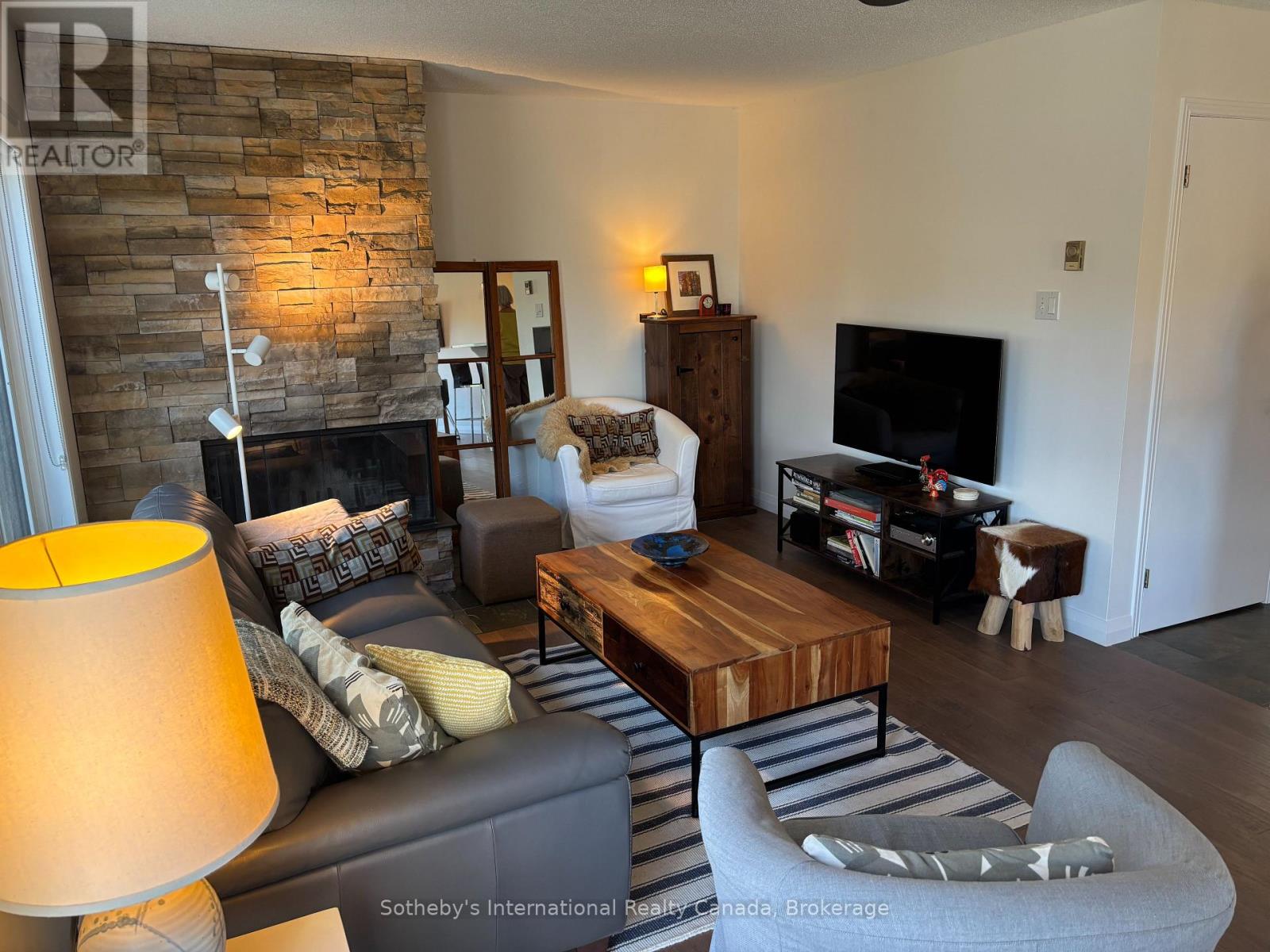 826 Suncrest Circle, Collingwood, Ontario  L9Y 5C7 - Photo 6 - S12454313