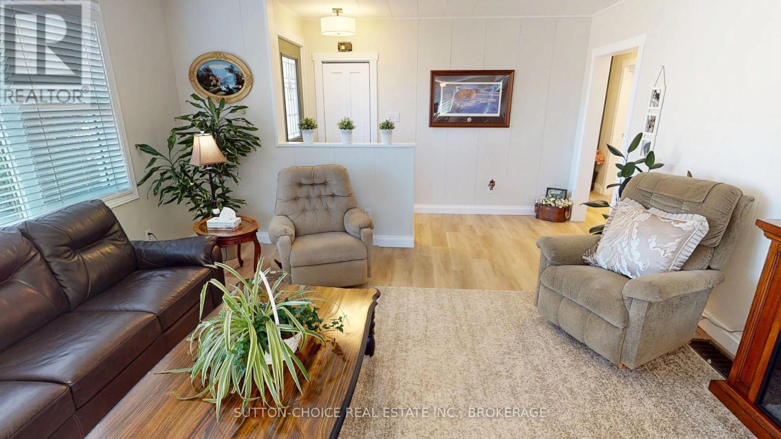 346 Main Street, Powassan, Ontario  P0H 1Z0 - Photo 15 - X12454362