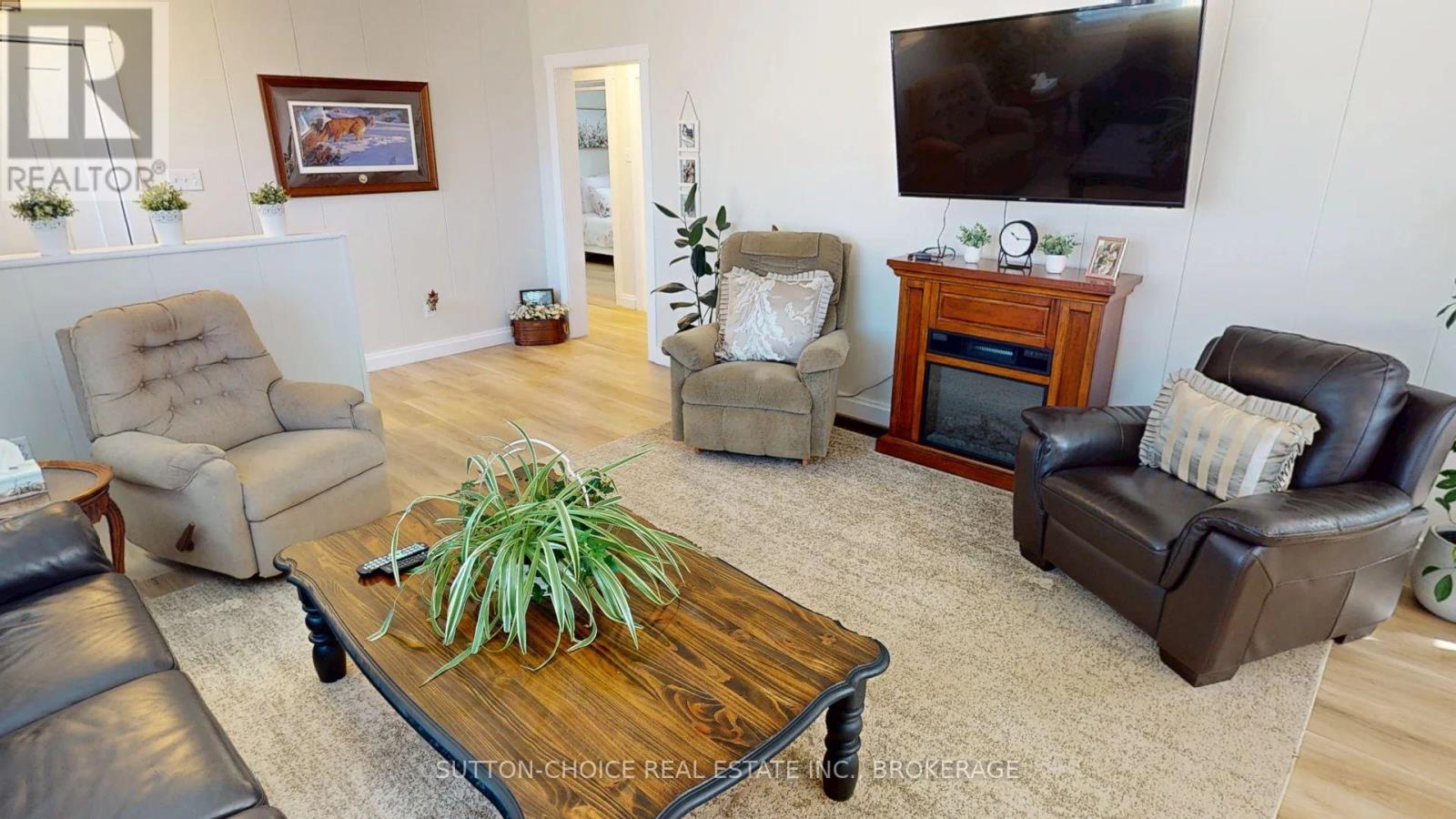 346 Main Street, Powassan, Ontario  P0H 1Z0 - Photo 16 - X12454362