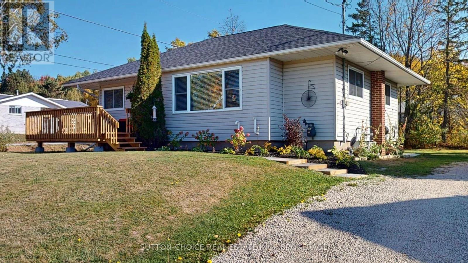 346 Main Street, Powassan, Ontario  P0H 1Z0 - Photo 3 - X12454362