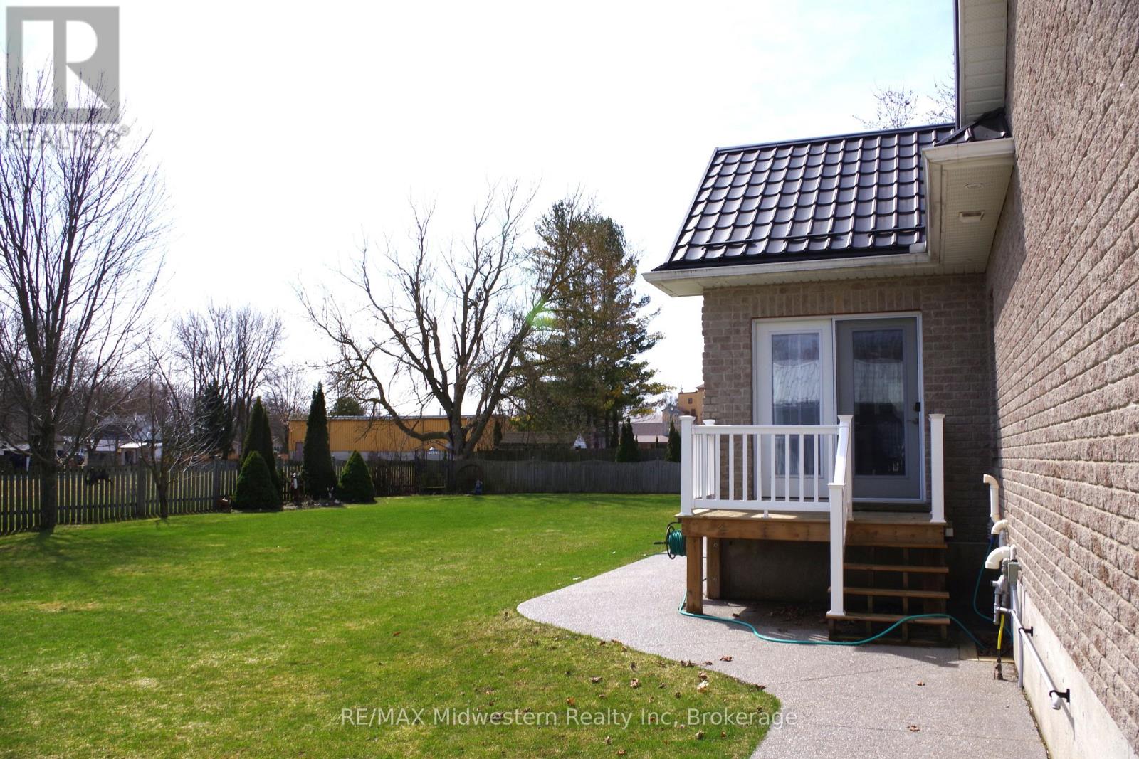 161 Brock Street, West Perth (Monkton), Ontario  N0K 1P0 - Photo 7 - X12454297