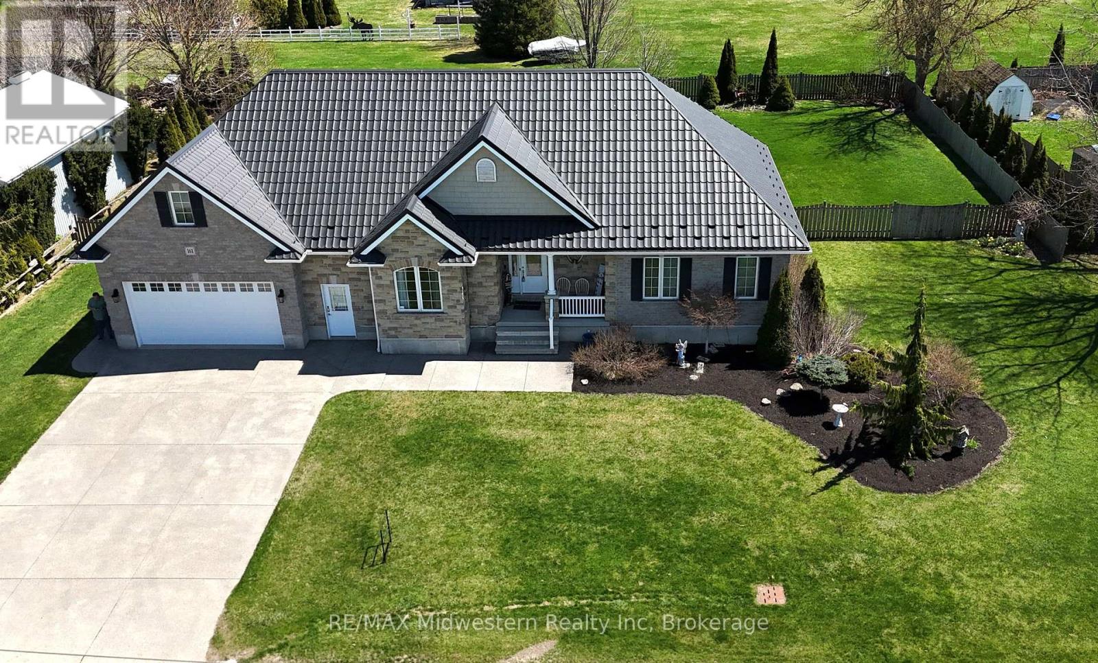 161 Brock Street, West Perth (Monkton), Ontario  N0K 1P0 - Photo 4 - X12454297