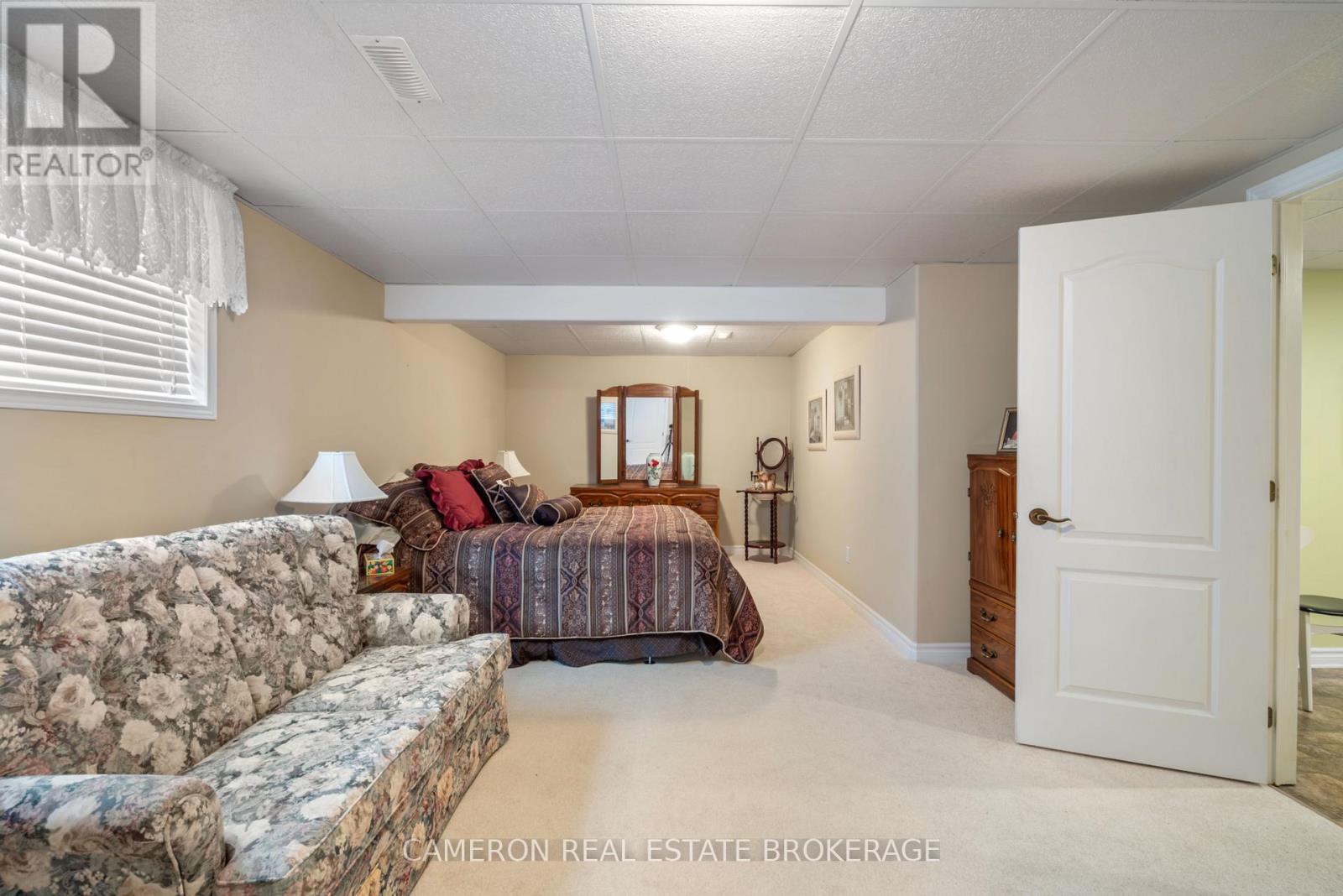 18105 Farlinger Drive, South Glengarry, Ontario  K6H 5R5 - Photo 30 - X12454268