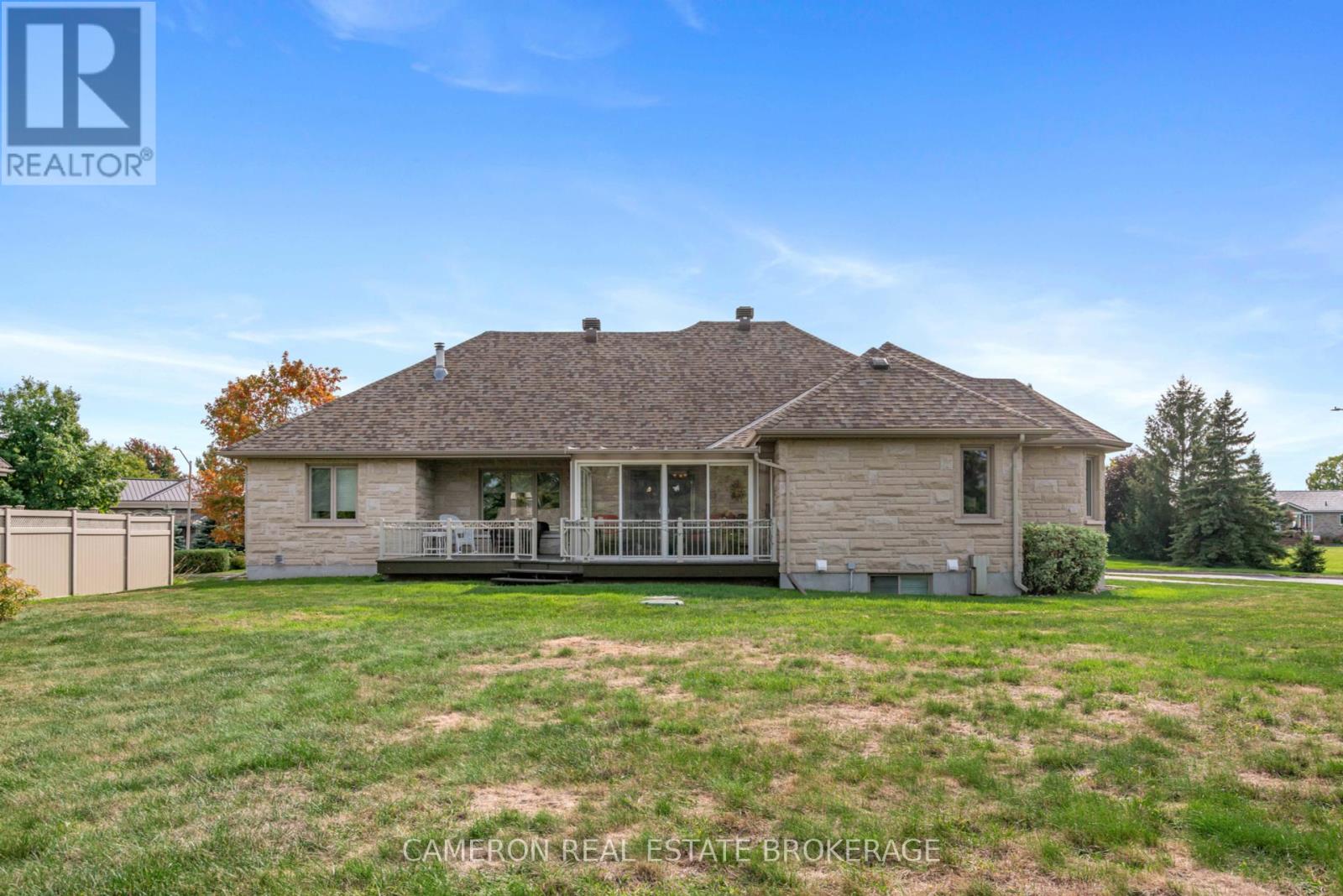 18105 Farlinger Drive, South Glengarry, Ontario  K6H 5R5 - Photo 35 - X12454268