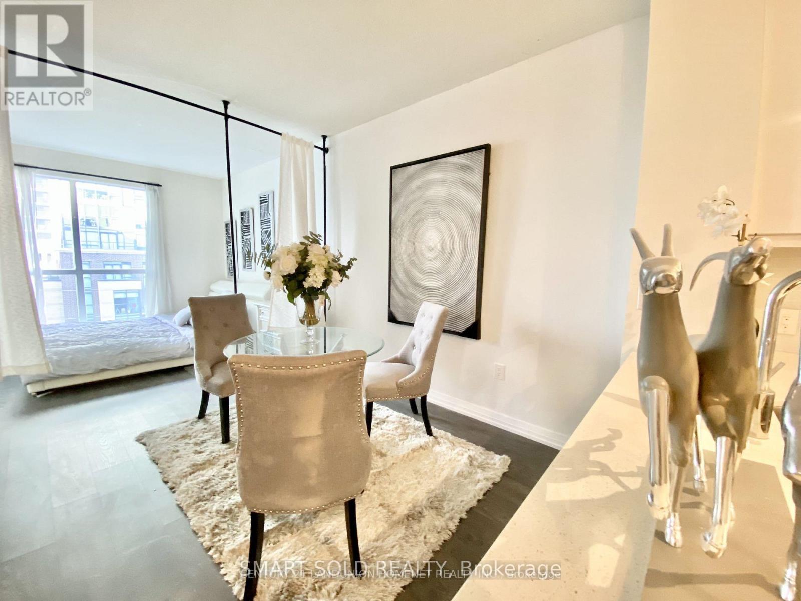 422 - 50 Thomas Riley Road, Toronto, Ontario  M9B 0C5 - Photo 6 - W12454103