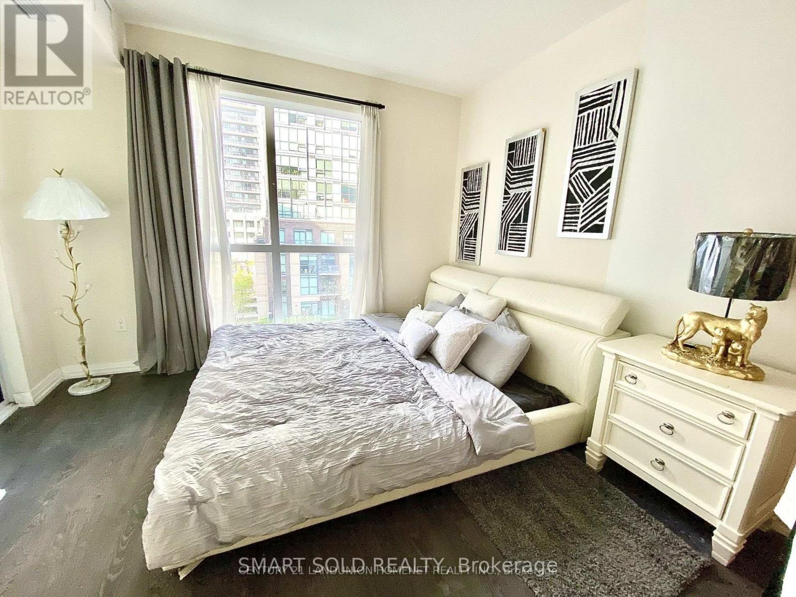 422 - 50 Thomas Riley Road, Toronto, Ontario  M9B 0C5 - Photo 8 - W12454103