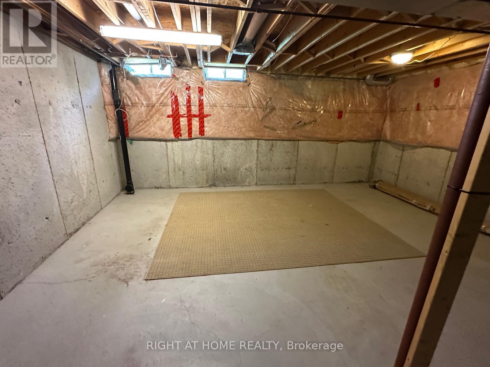 3368 Scotch Pine Gate, Mississauga, Ontario  L5N 7M9 - Photo 13 - W12454123