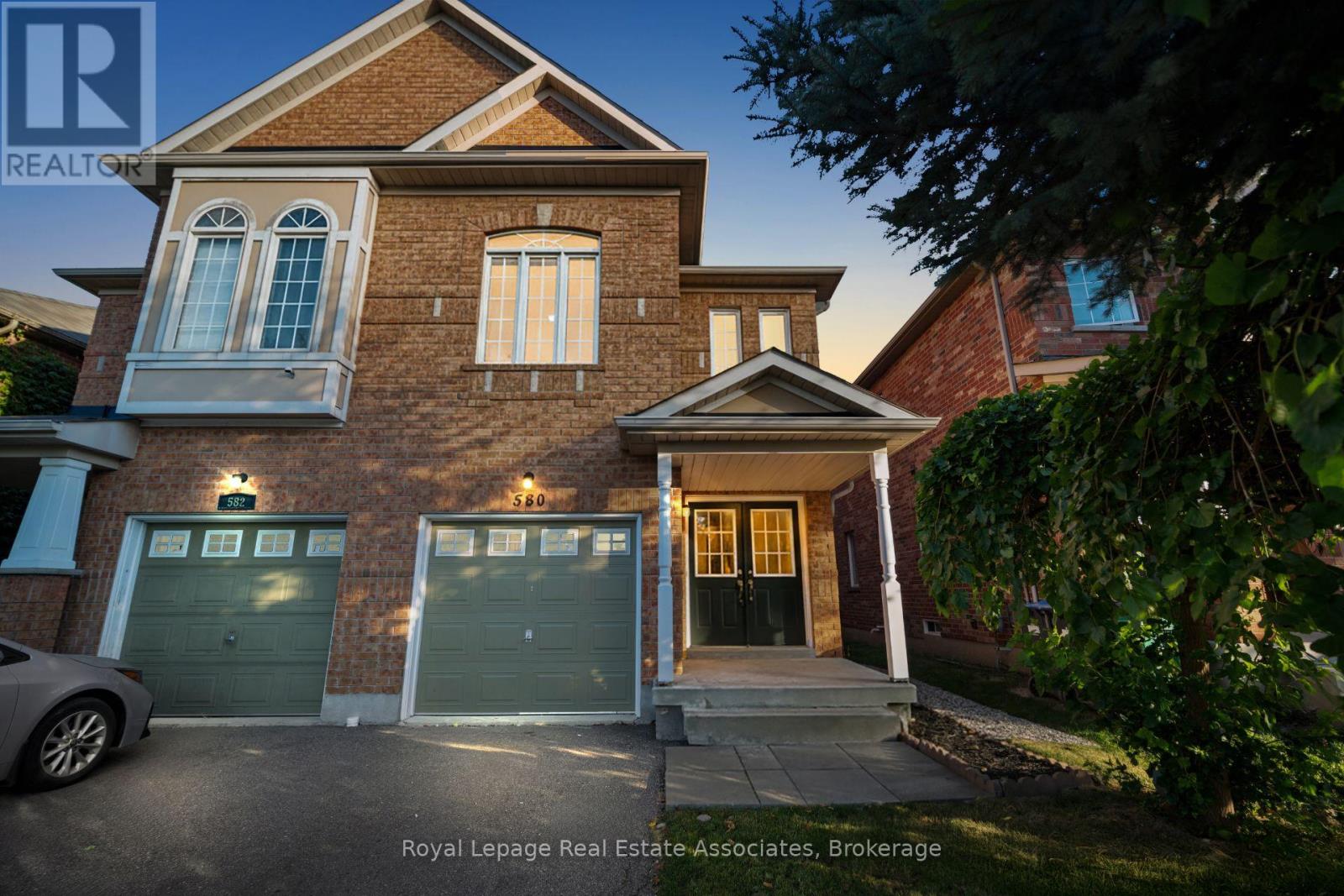 580 COURTNEY VALLEY ROAD, Mississauga, Ontario