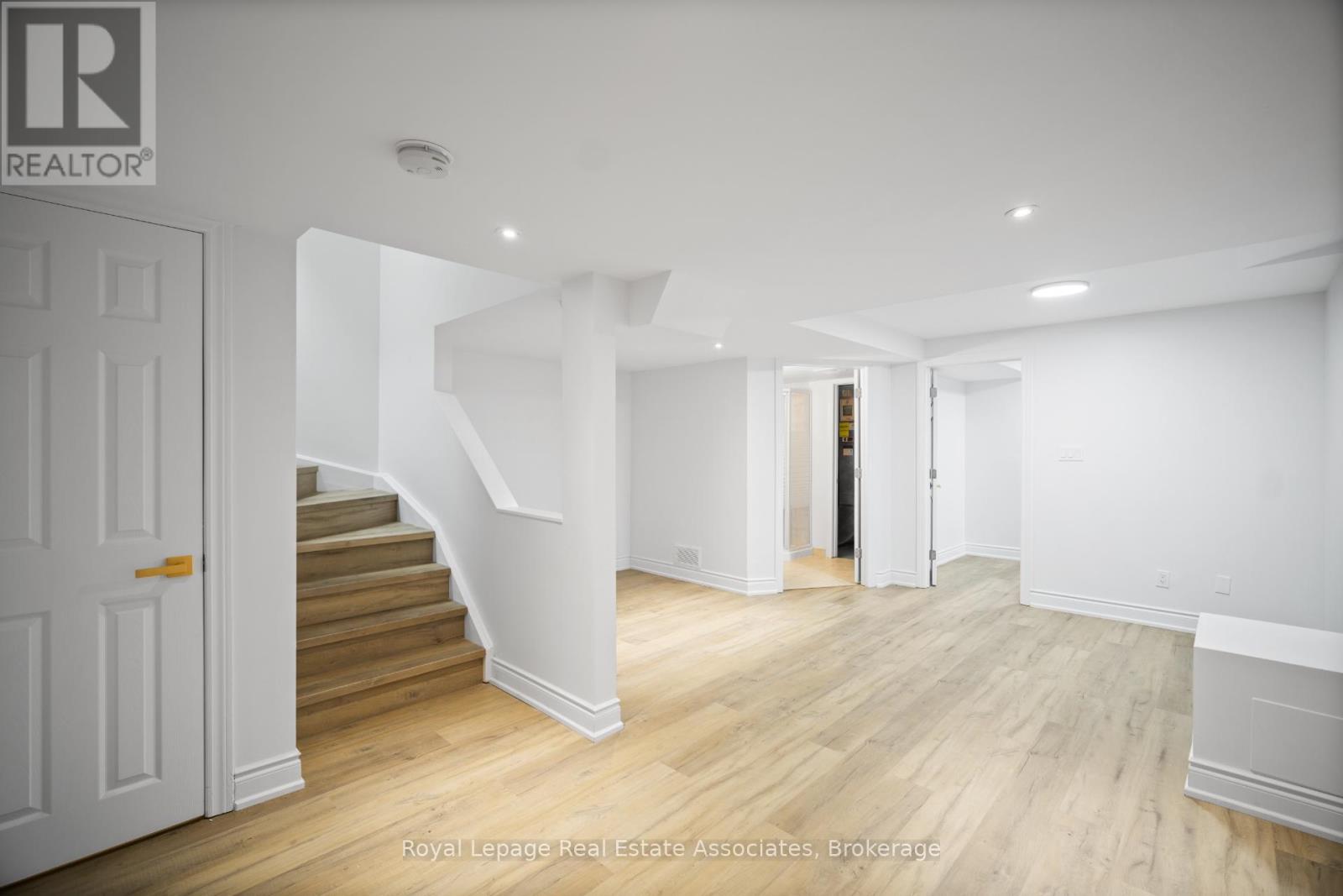 580 Courtney Valley Road, Mississauga, Ontario  L5V 0C2 - Photo 28 - W12454161