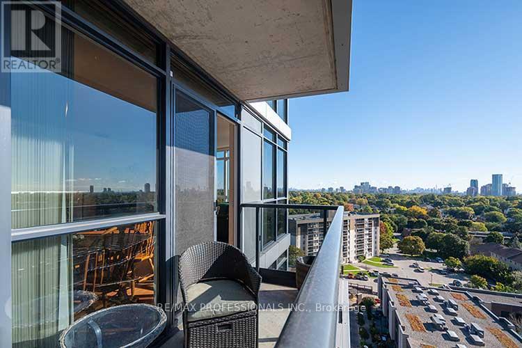 1202 - 1 Valhalla Inn Road, Toronto, Ontario  M9B 1S9 - Photo 12 - W12454184