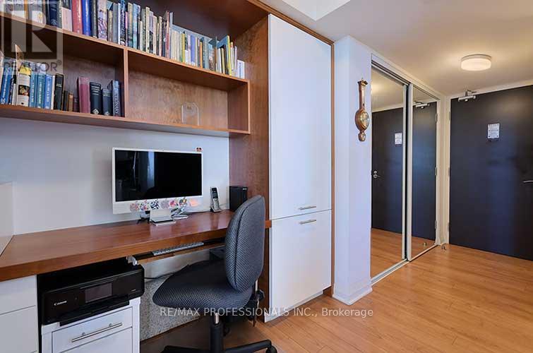 1202 - 1 Valhalla Inn Road, Toronto, Ontario  M9B 1S9 - Photo 19 - W12454184