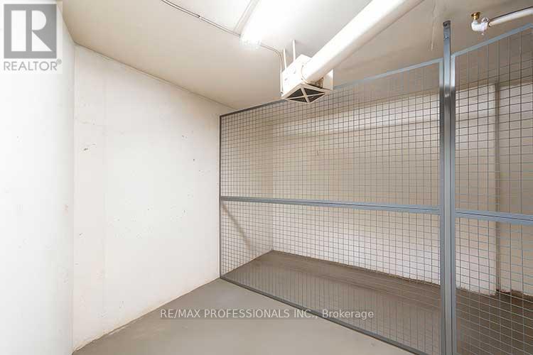 1202 - 1 Valhalla Inn Road, Toronto, Ontario  M9B 1S9 - Photo 29 - W12454184