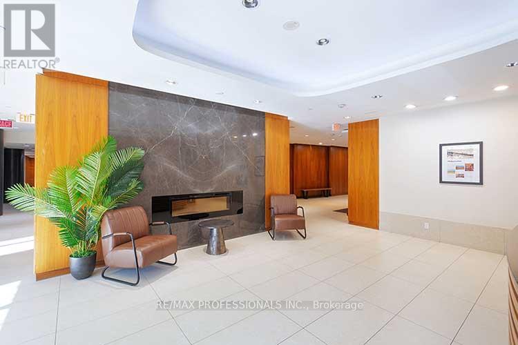 1202 - 1 Valhalla Inn Road, Toronto, Ontario  M9B 1S9 - Photo 4 - W12454184