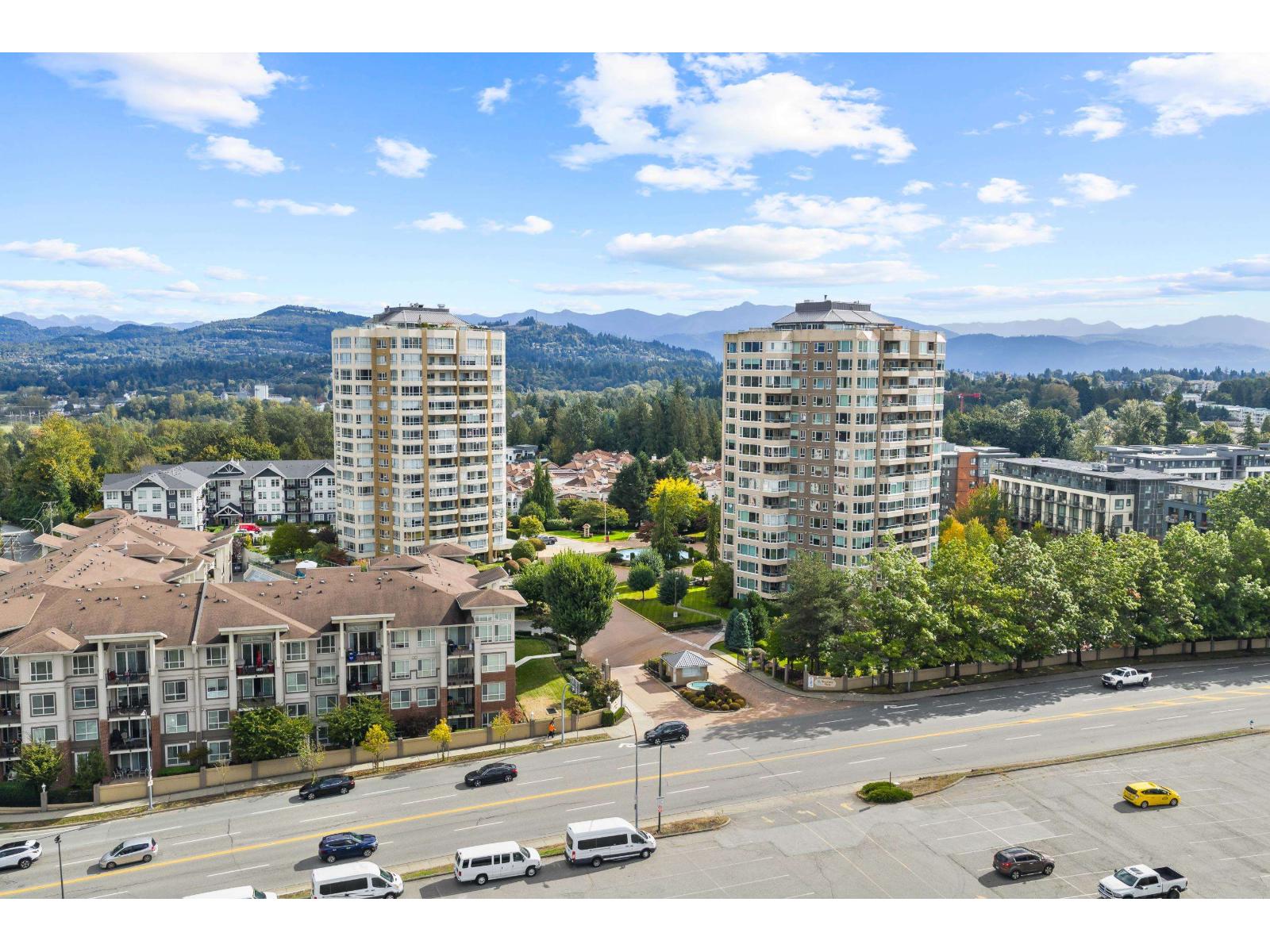 704 3190 Gladwin Road, Abbotsford, British Columbia  V2T 5T2 - Photo 4 - R3055562