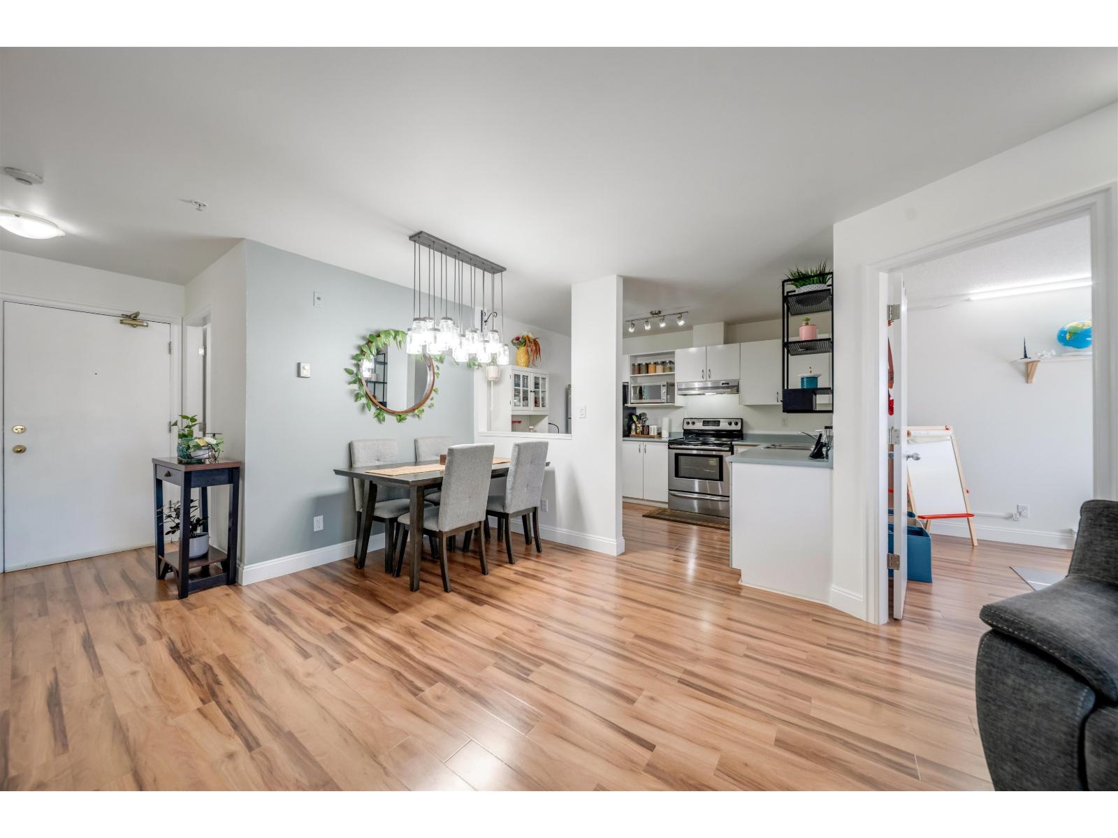 401 12110 80 Avenue, Surrey, British Columbia  V3W 0V2 - Photo 11 - R3055831