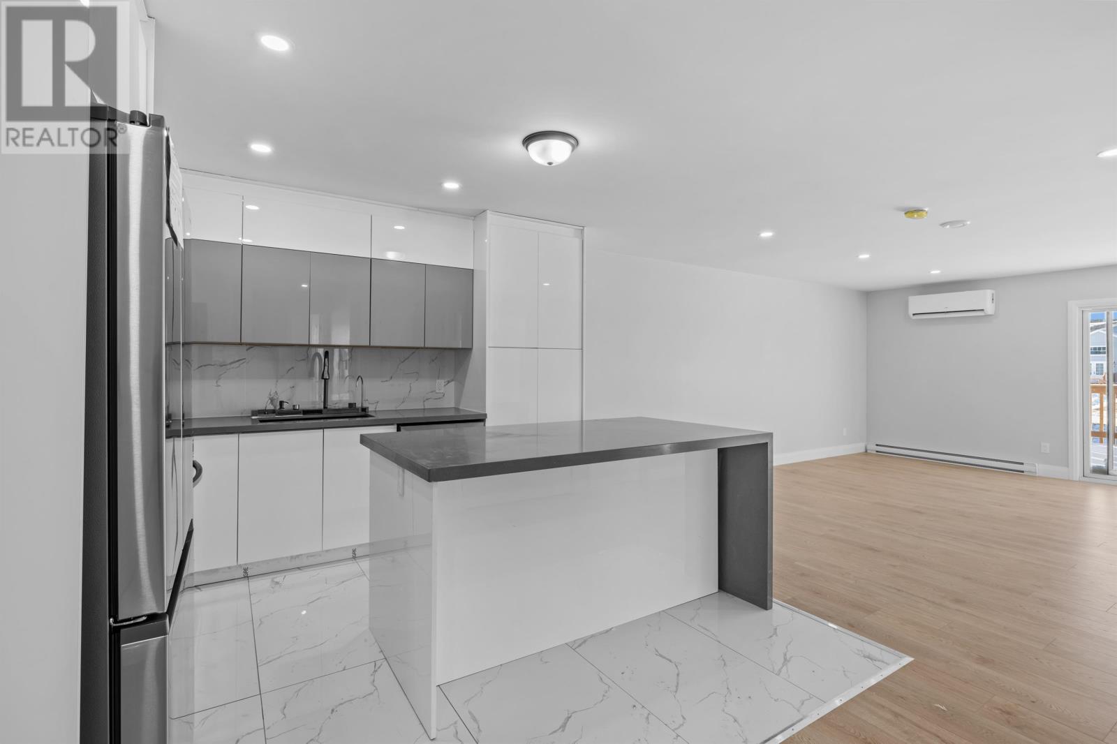 19 Paddington Avenue, Charlottetown, Prince Edward Island  C1E 0E6 - Photo 4 - 202525514