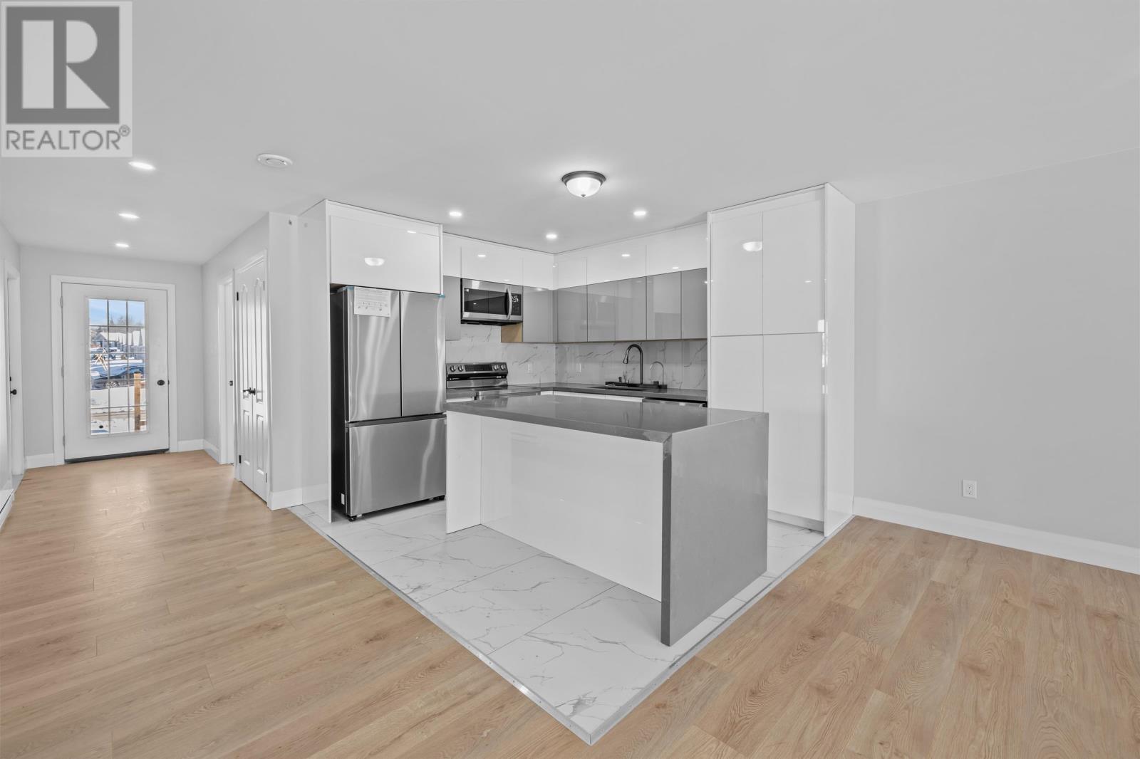 19 Paddington Avenue, Charlottetown, Prince Edward Island  C1E 0E6 - Photo 6 - 202525514