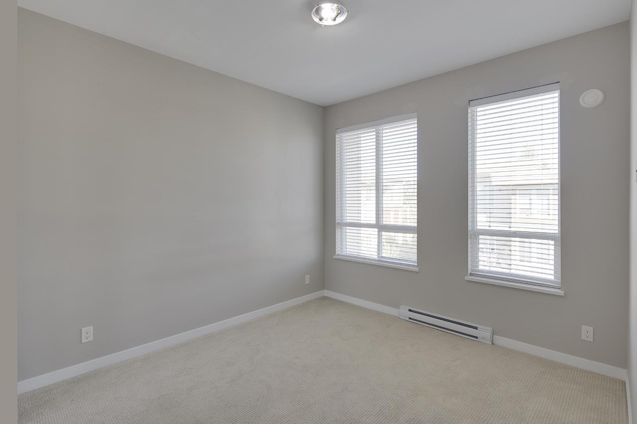 E409 20211 66 Avenue, Langley, British Columbia  V2Y 0L4 - Photo 13 - R3056097
