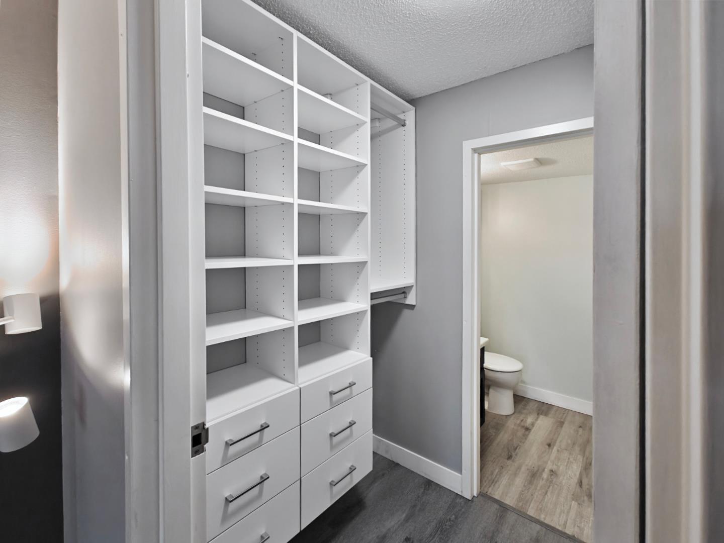 201 13316 Old Yale Road, Surrey, British Columbia  V3T 5J5 - Photo 11 - R3056630