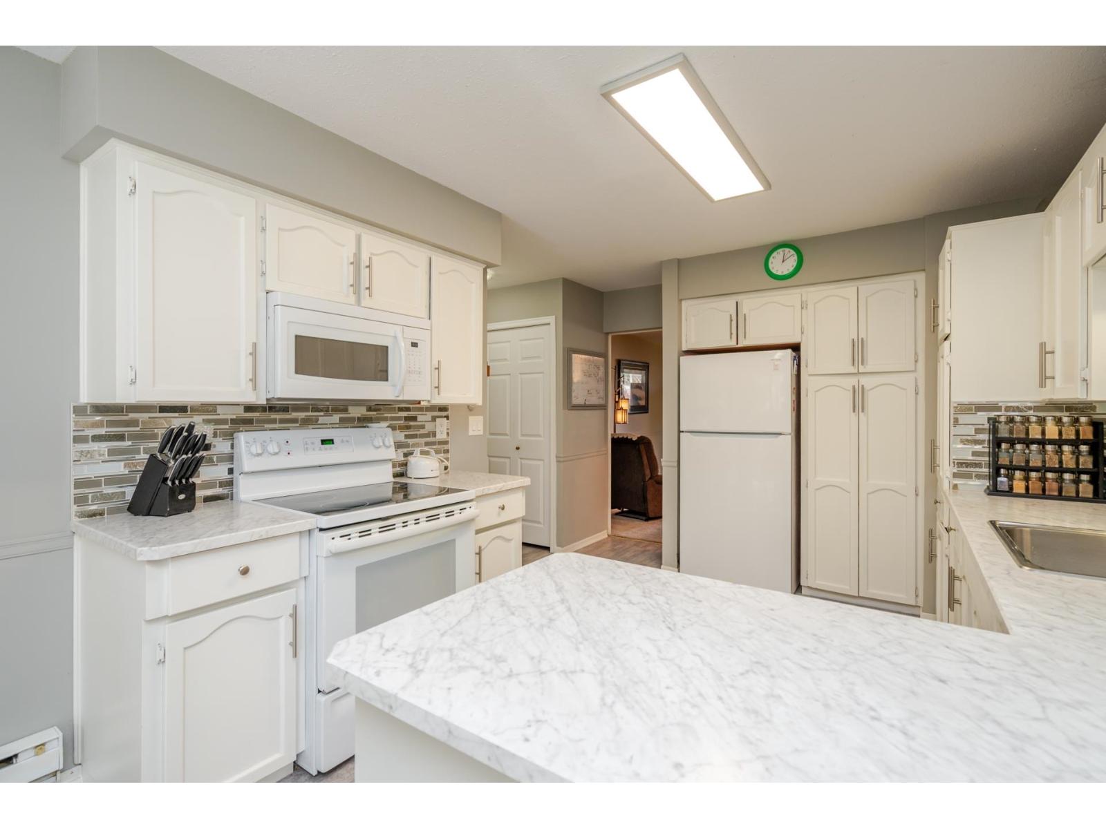 17 32718 Garibaldi Drive, Abbotsford, British Columbia  V2T 5T6 - Photo 15 - R3055248