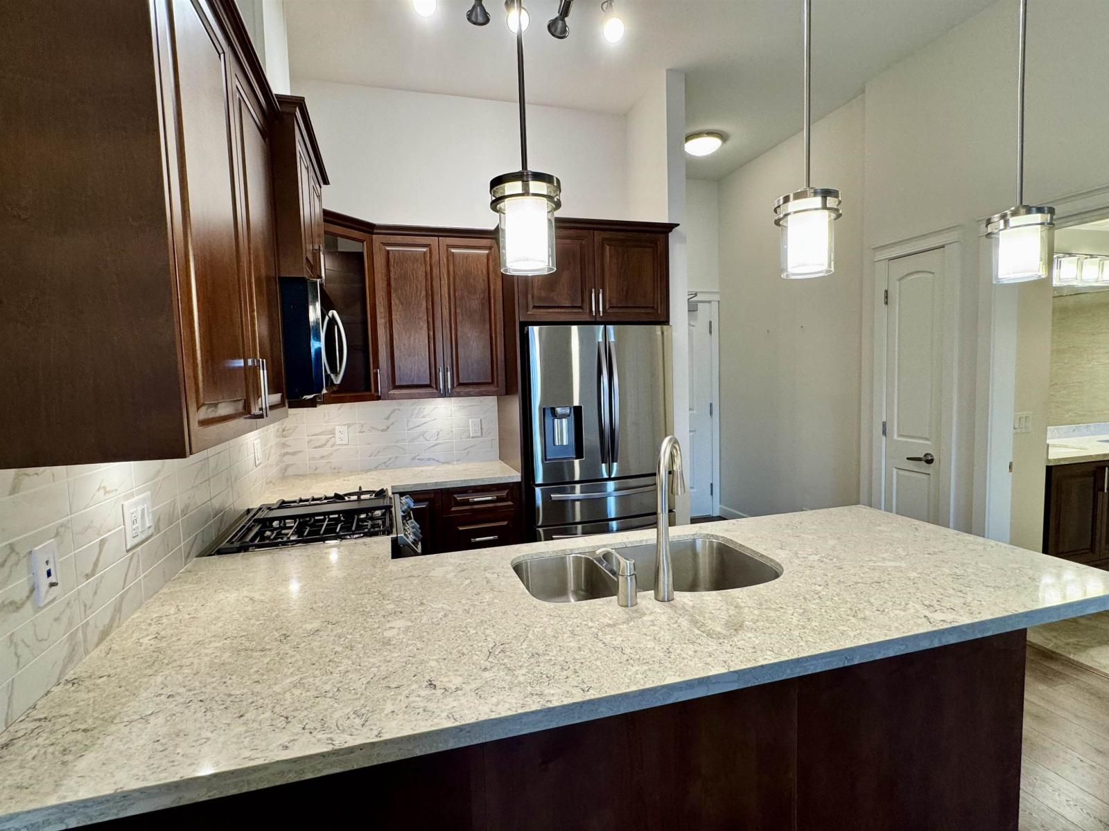 612 8538 203a Street, Langley, British Columbia  V2Y 3P9 - Photo 4 - R3056096