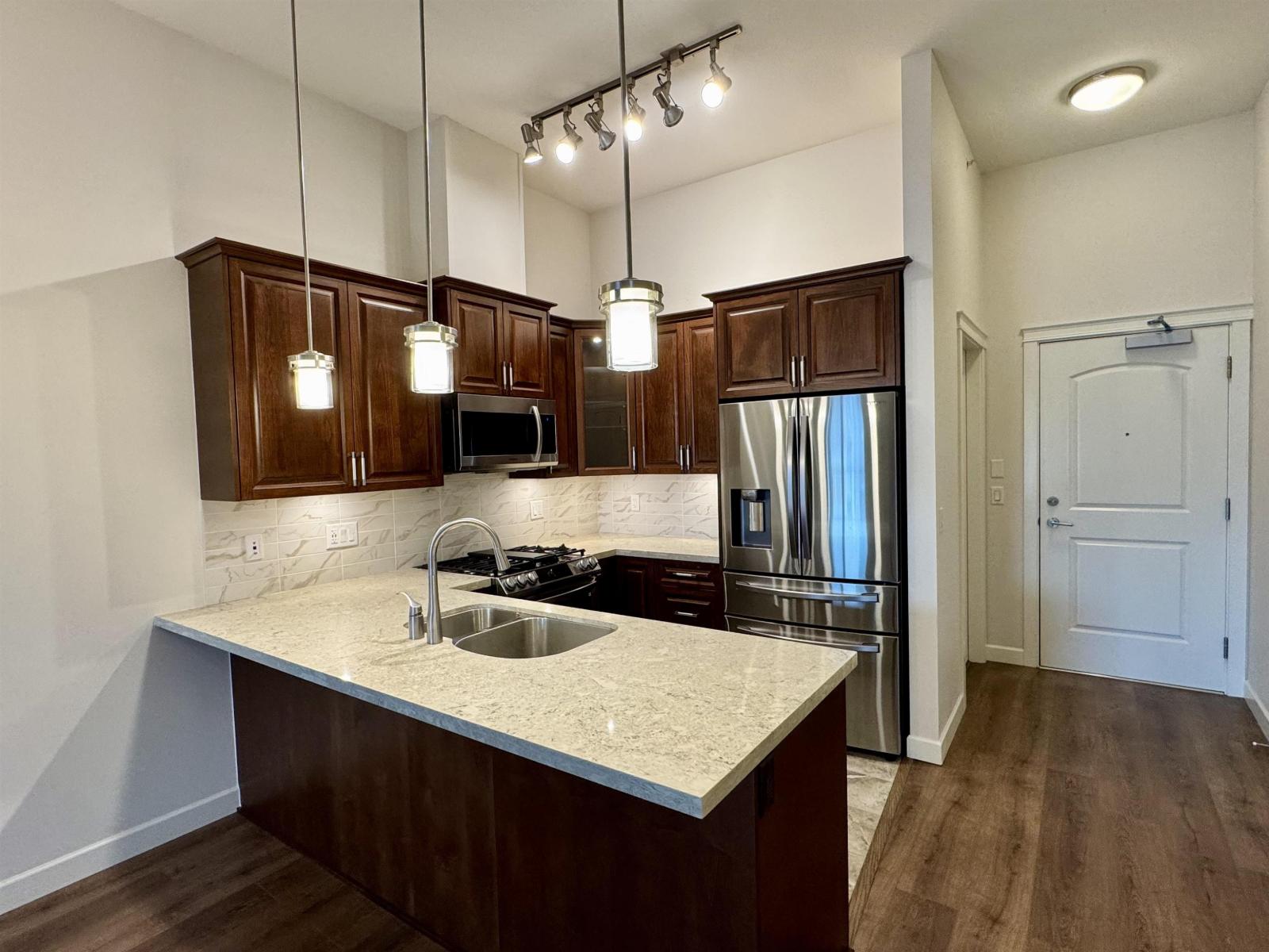612 8538 203a Street, Langley, British Columbia  V2Y 3P9 - Photo 5 - R3056096
