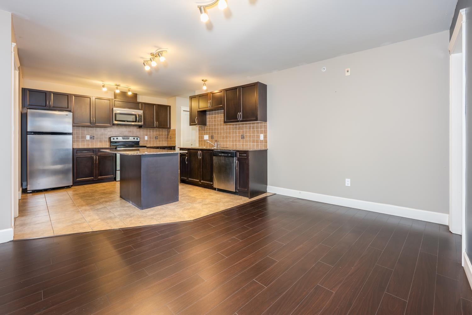 311 12088 75a Avenue, Surrey, British Columbia  V3W 1Y4 - Photo 7 - R3056539
