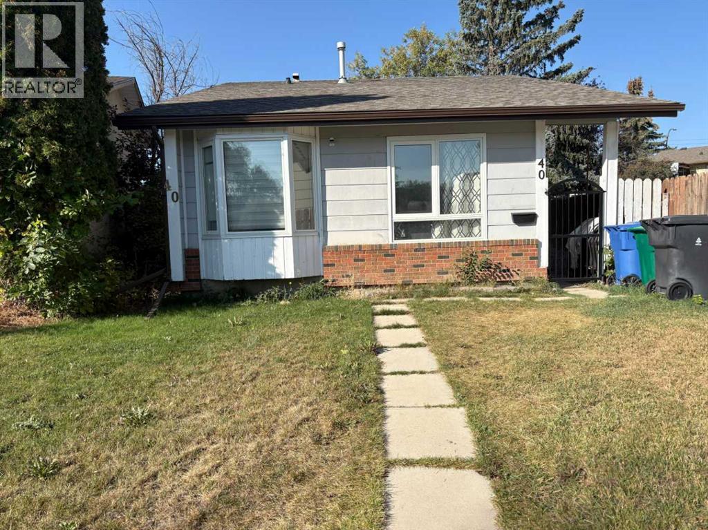 40 Cayuga Crescent W, Lethbridge, Alberta  T1K 5H5 - Photo 1 - A2257888
