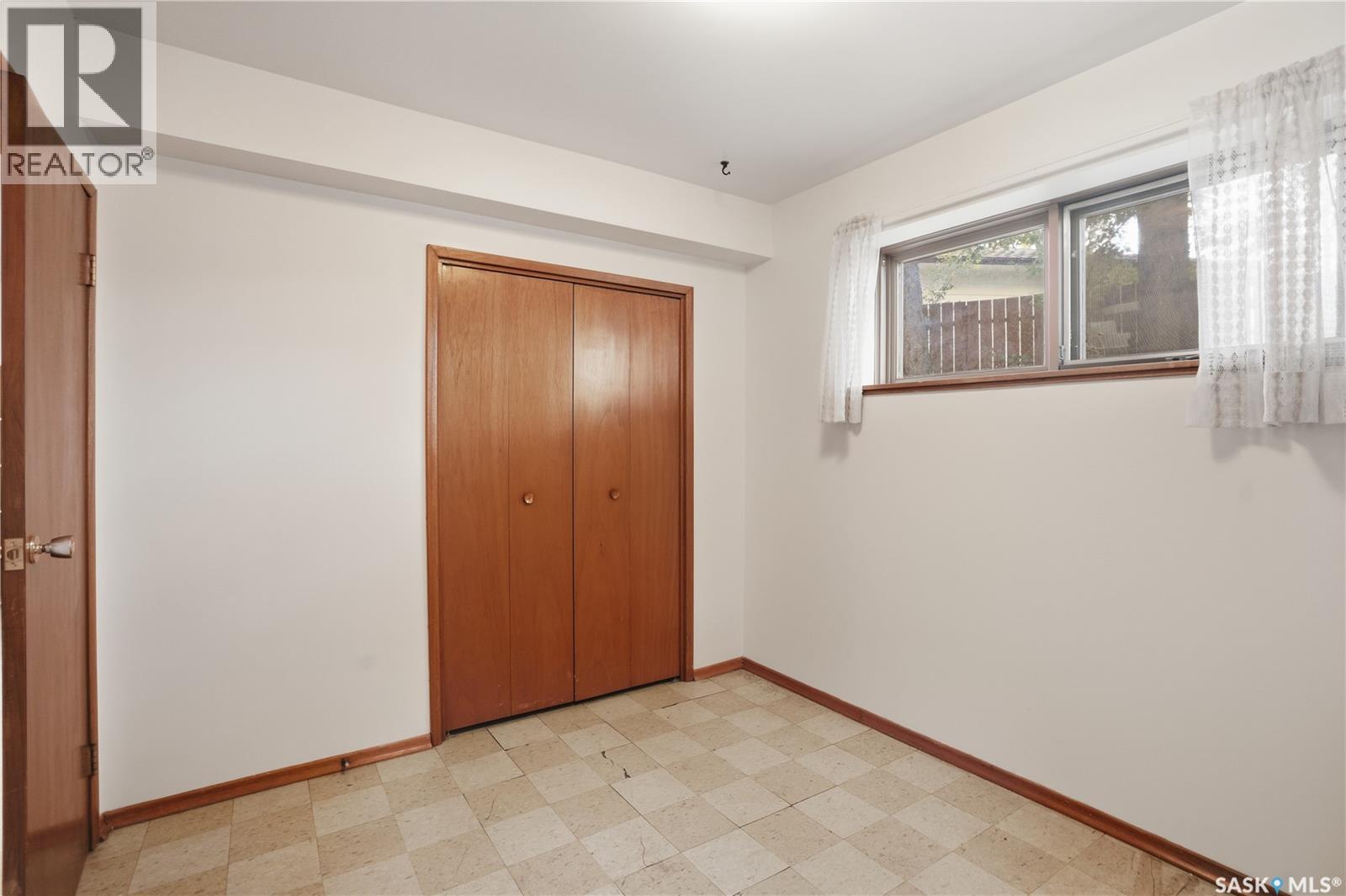 5 Hamilton Place, Saskatoon, Saskatchewan  S7L 3N3 - Photo 26 - SK020509